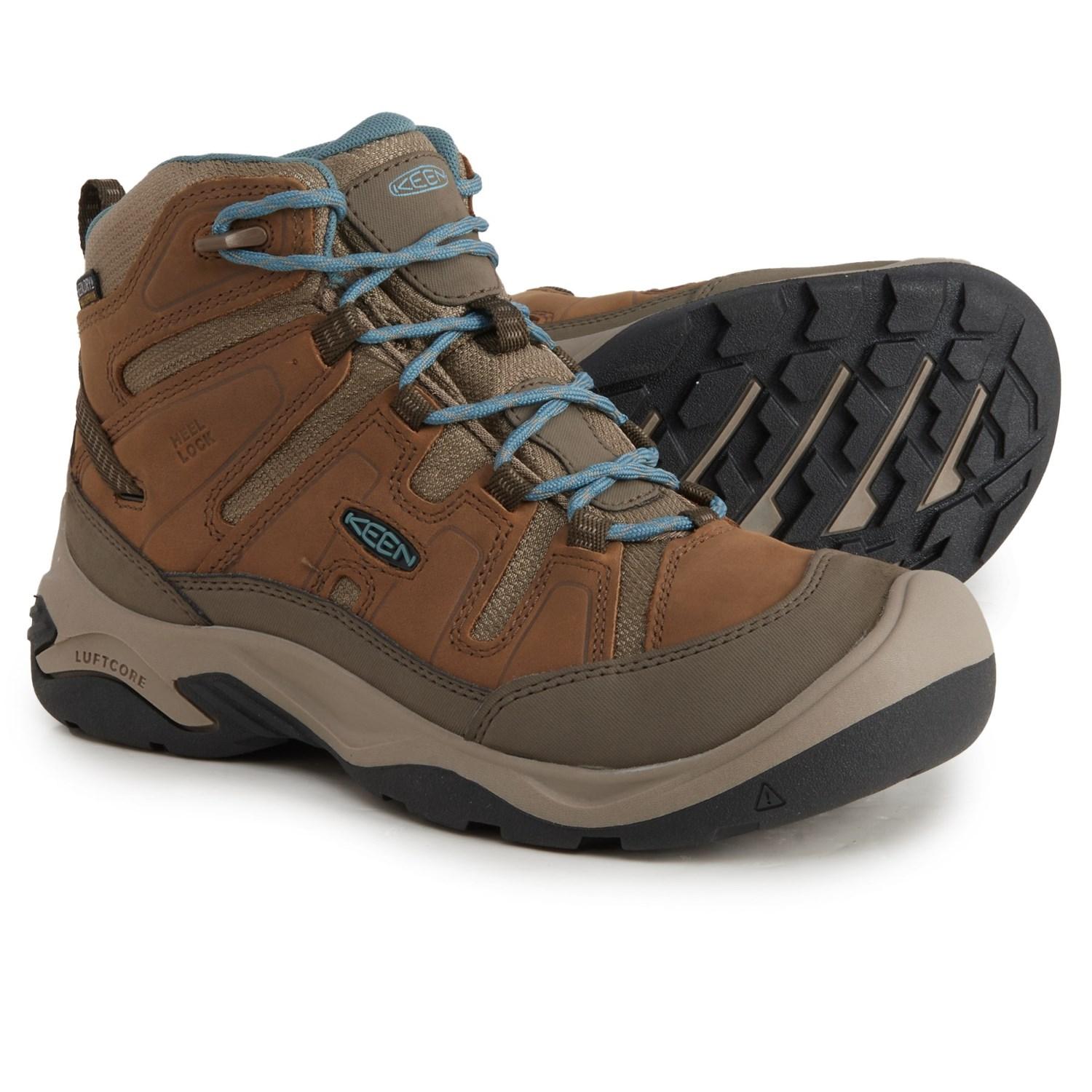 Keen Circadia Mid Hiking Shoes | Lyst