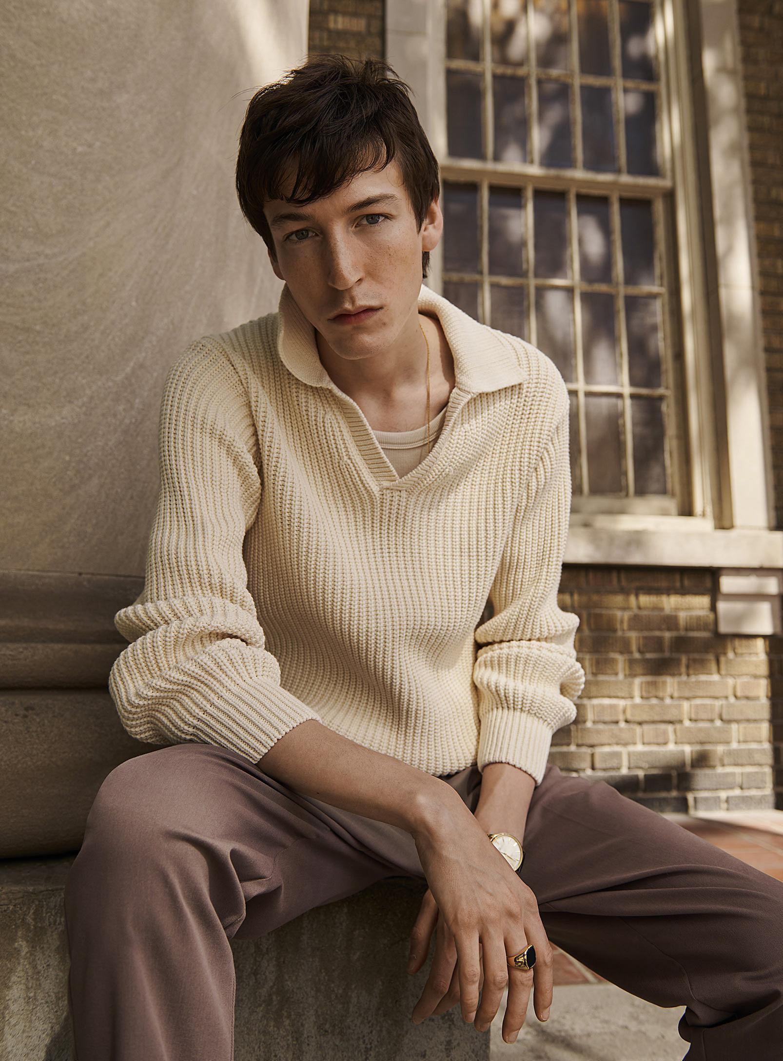 Johnny Collar Embossed Ribbed Sweater 