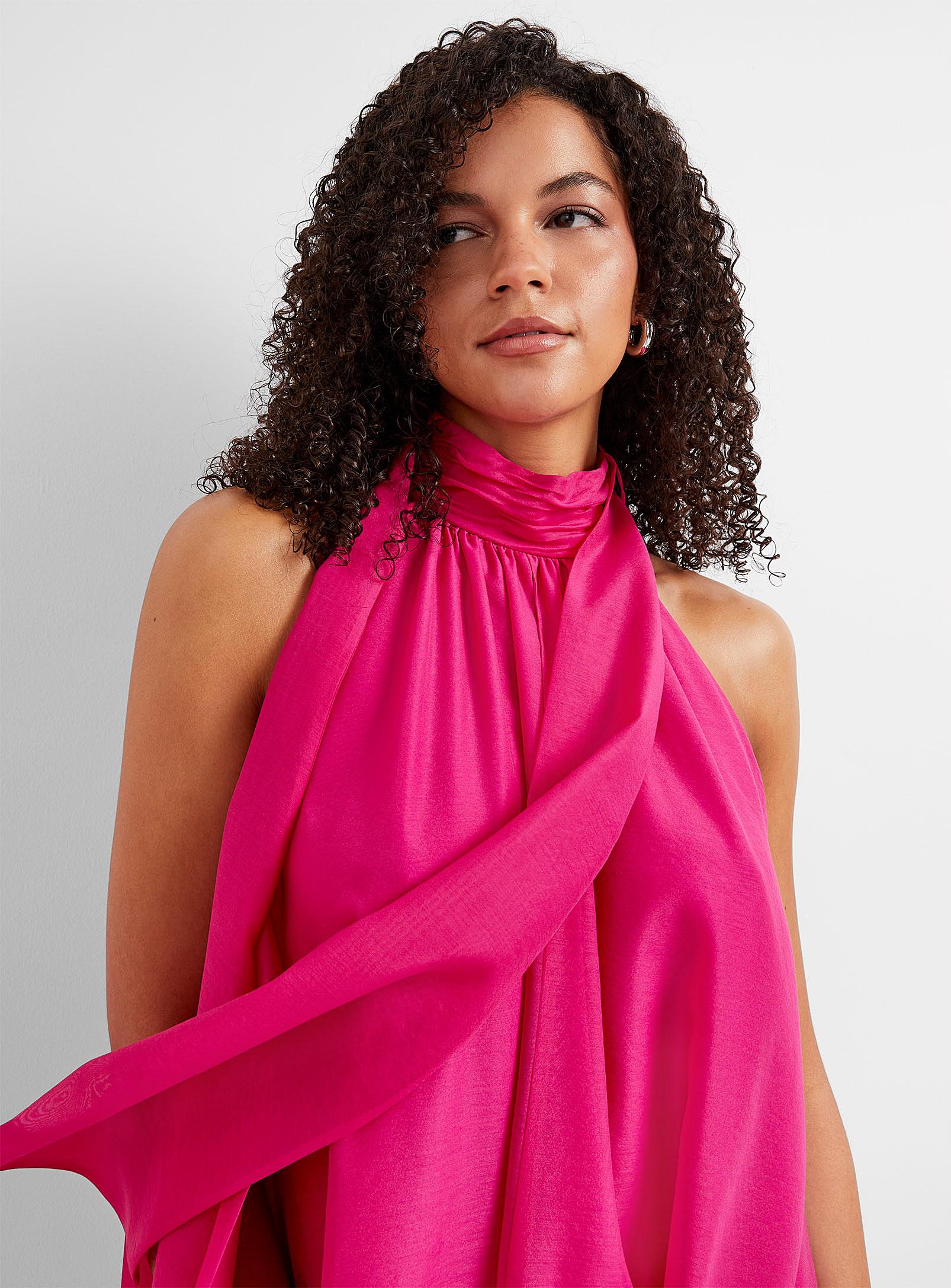 maroon bodycon long sleeve dress Sevila Mini in Flocked Botanical Flower , Color:Floral Green Orange Fabric: Crepe Can you wear a The high neckline and