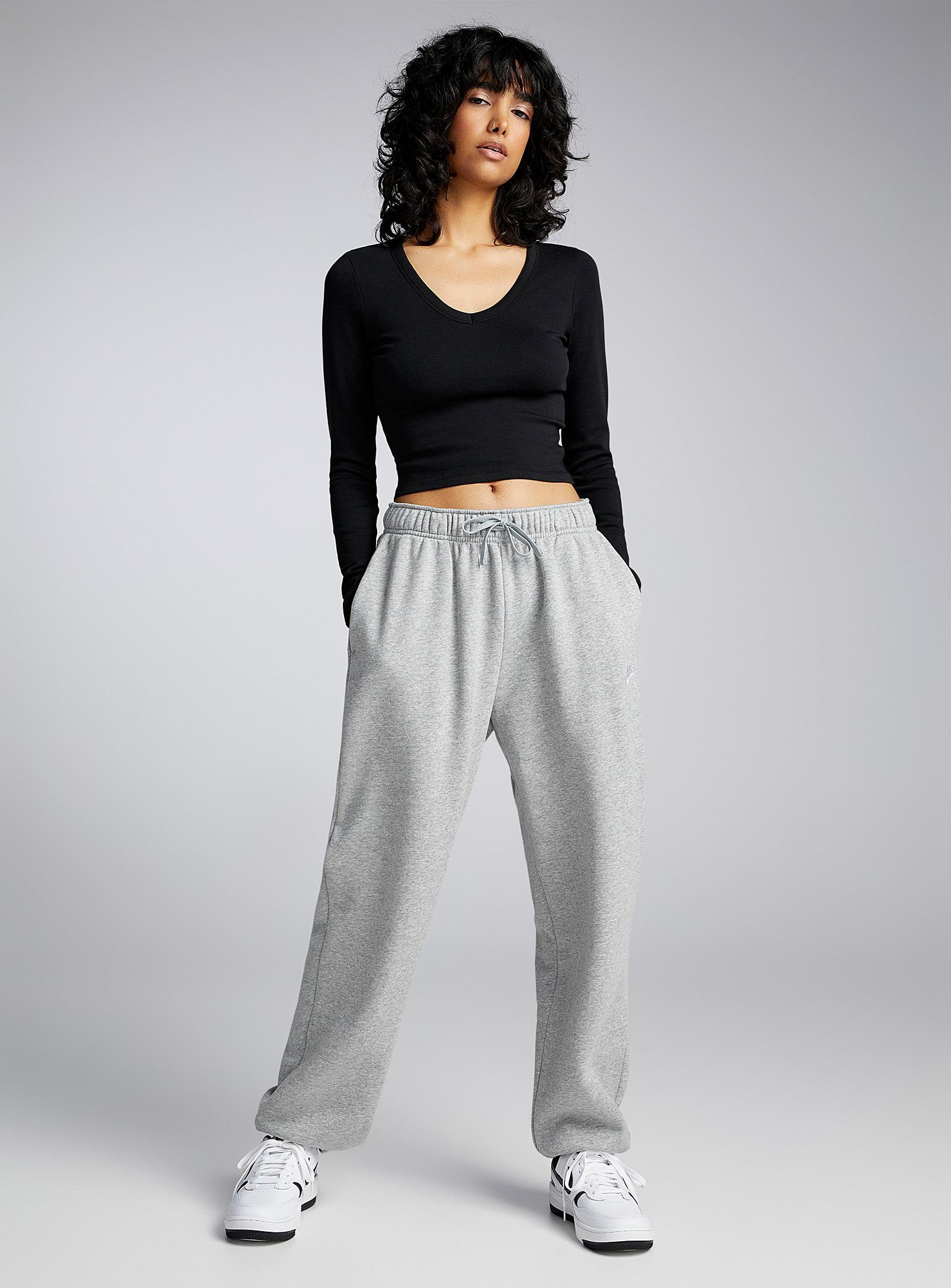 baggy nike tech fleece