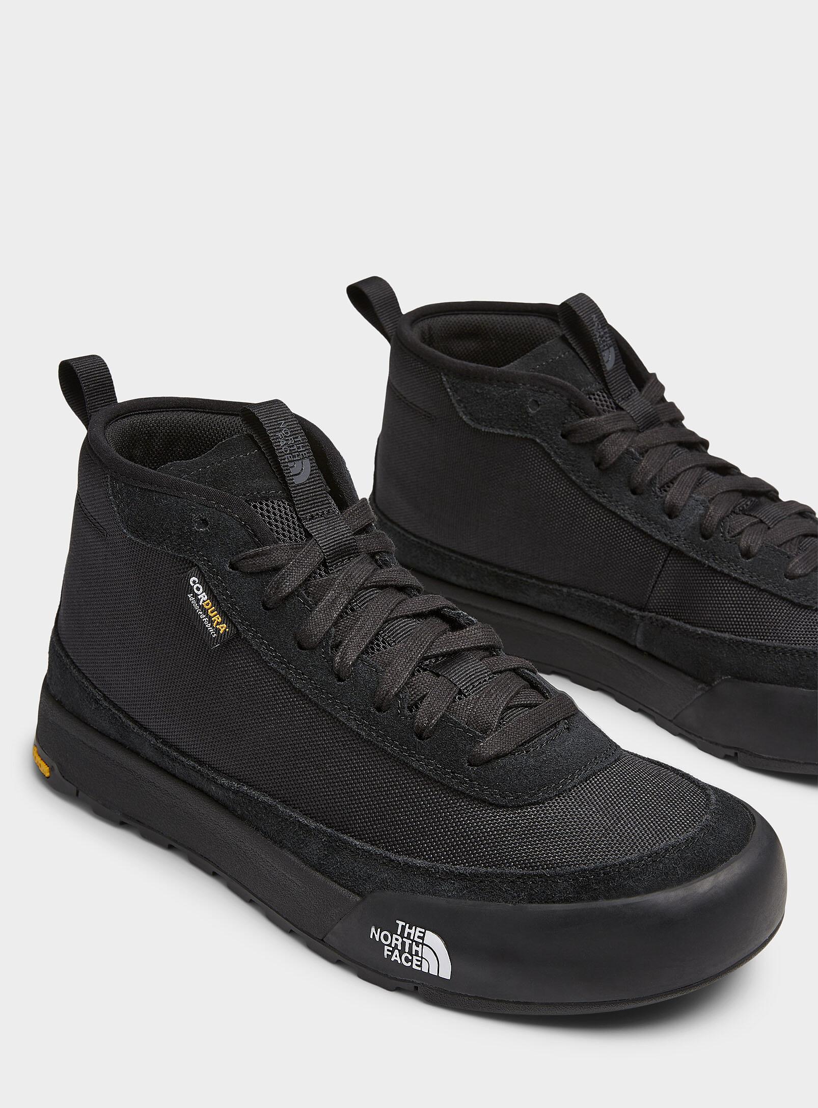 The North Face Clyffe Mid Hiking Sneakers Men in Black for