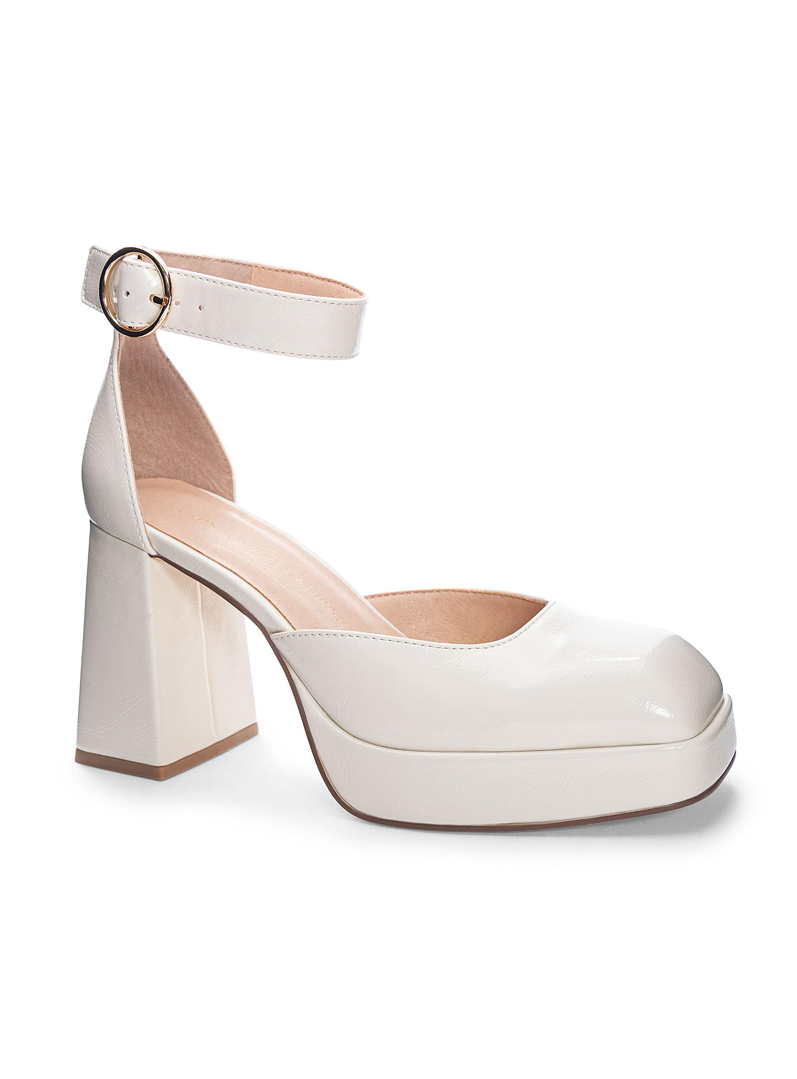 chinese laundry small town bootie