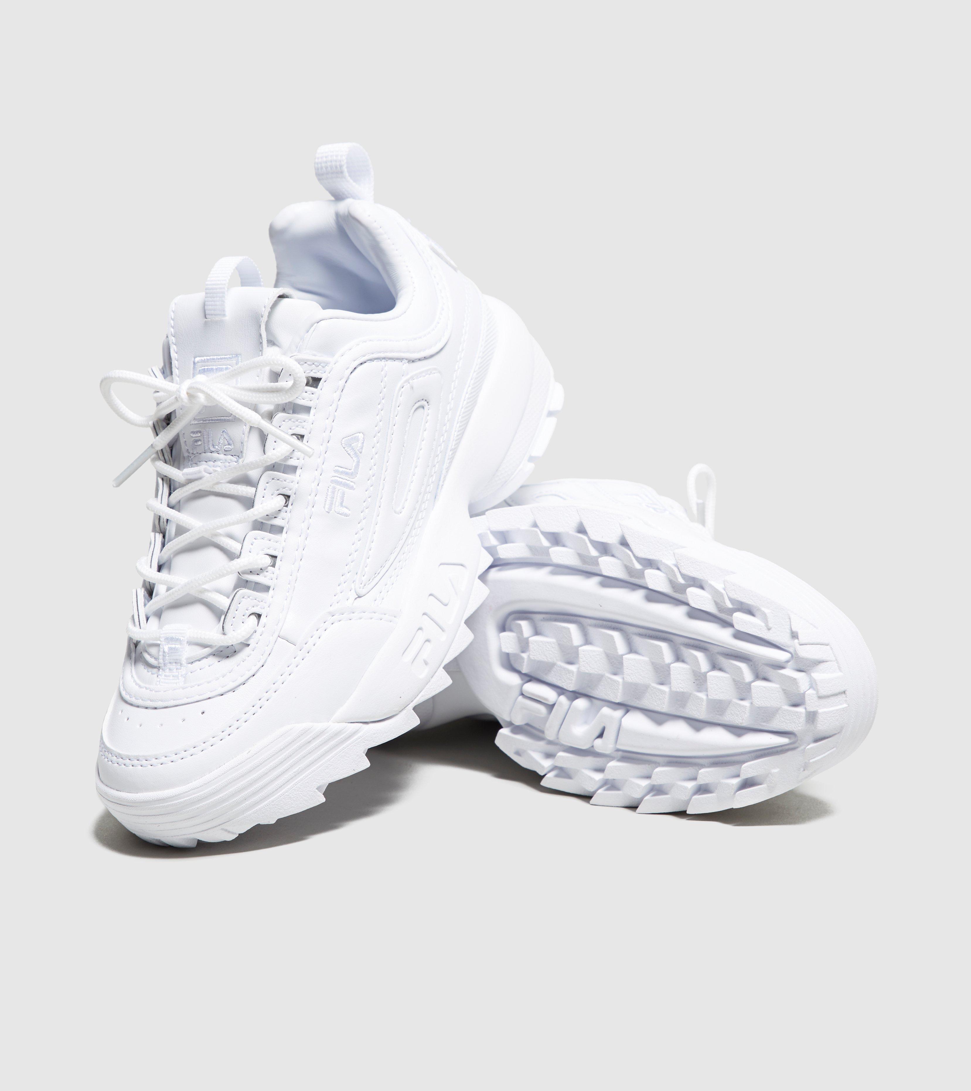 white fila disruptor womens