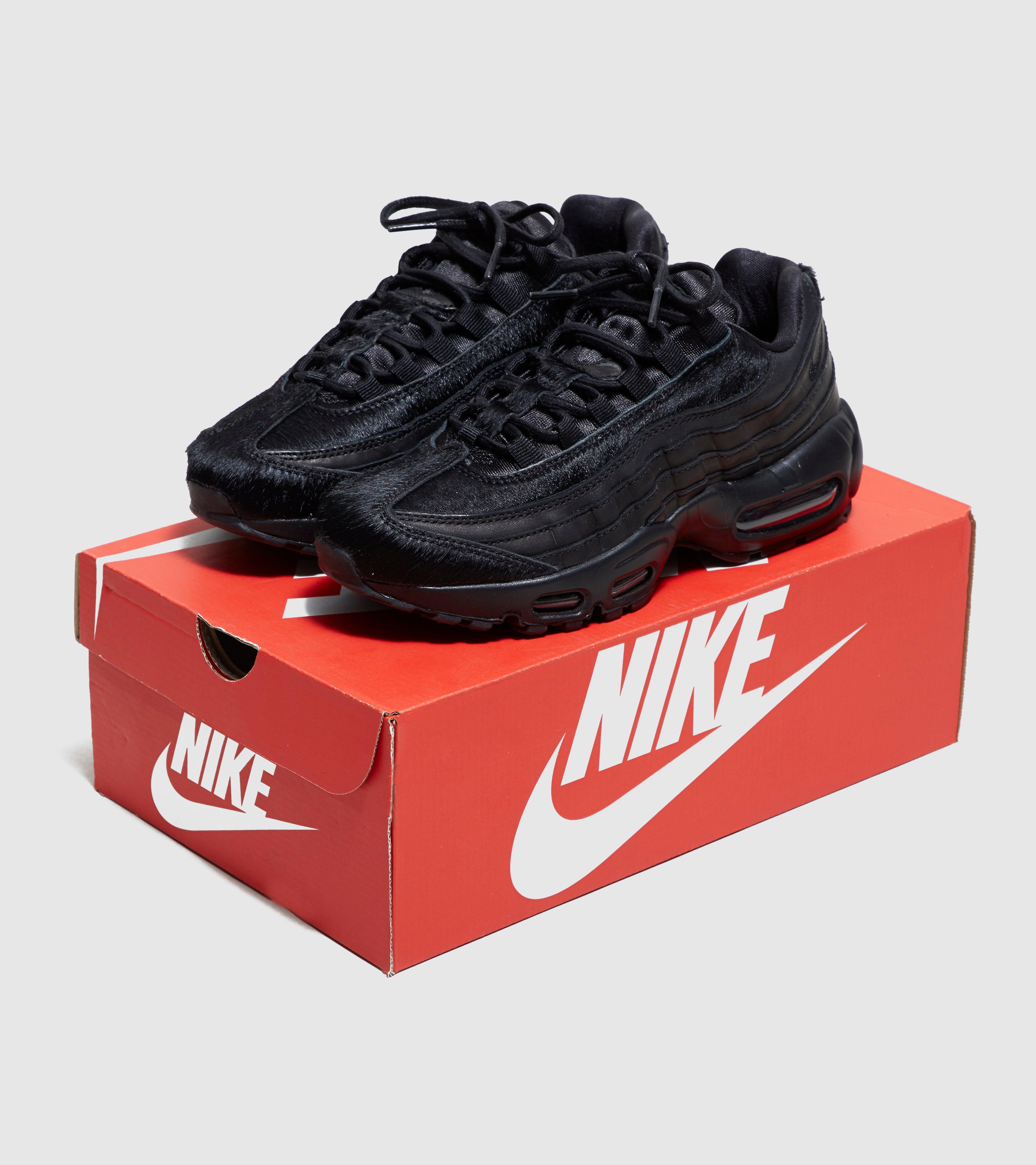 womens nike 95 black