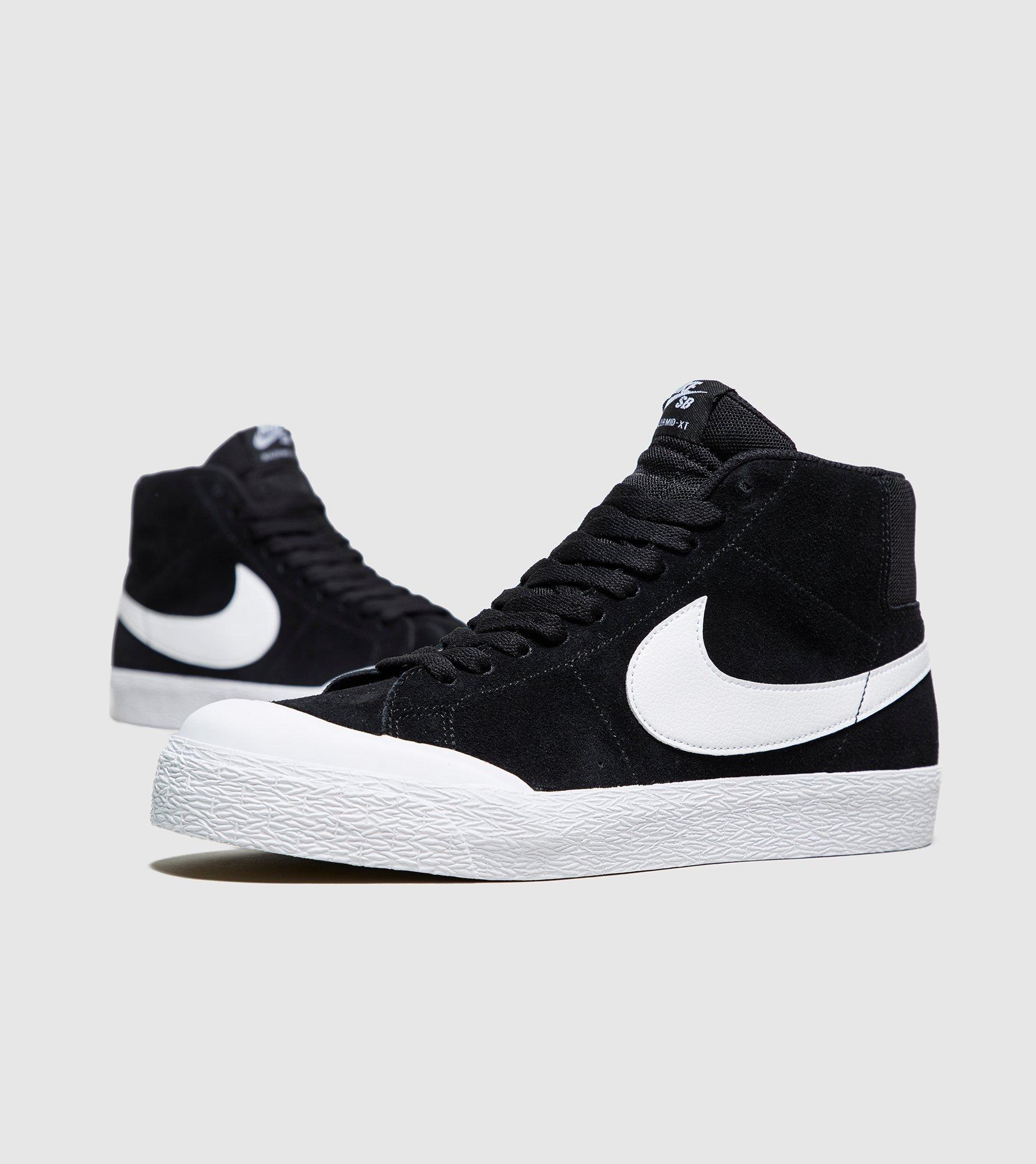 all black blazer mid