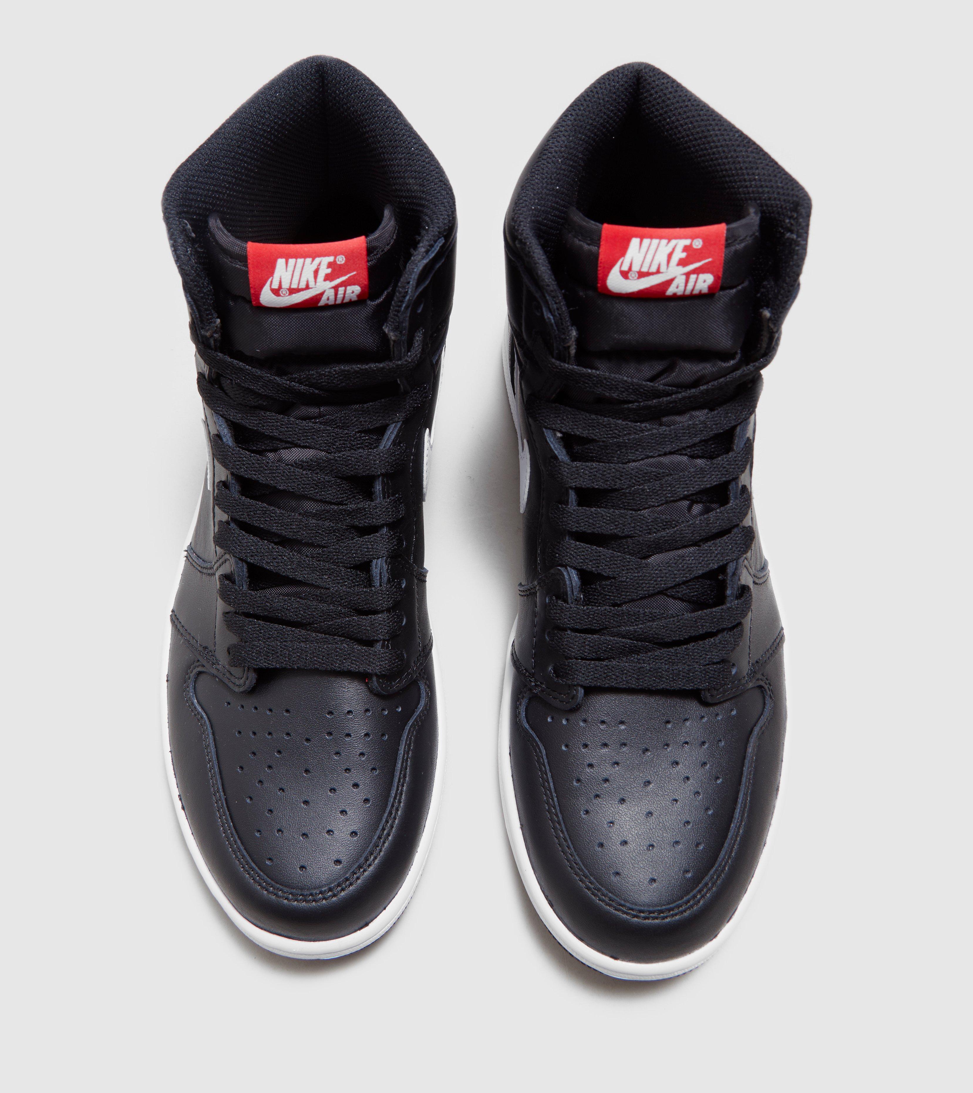 all black retro 1