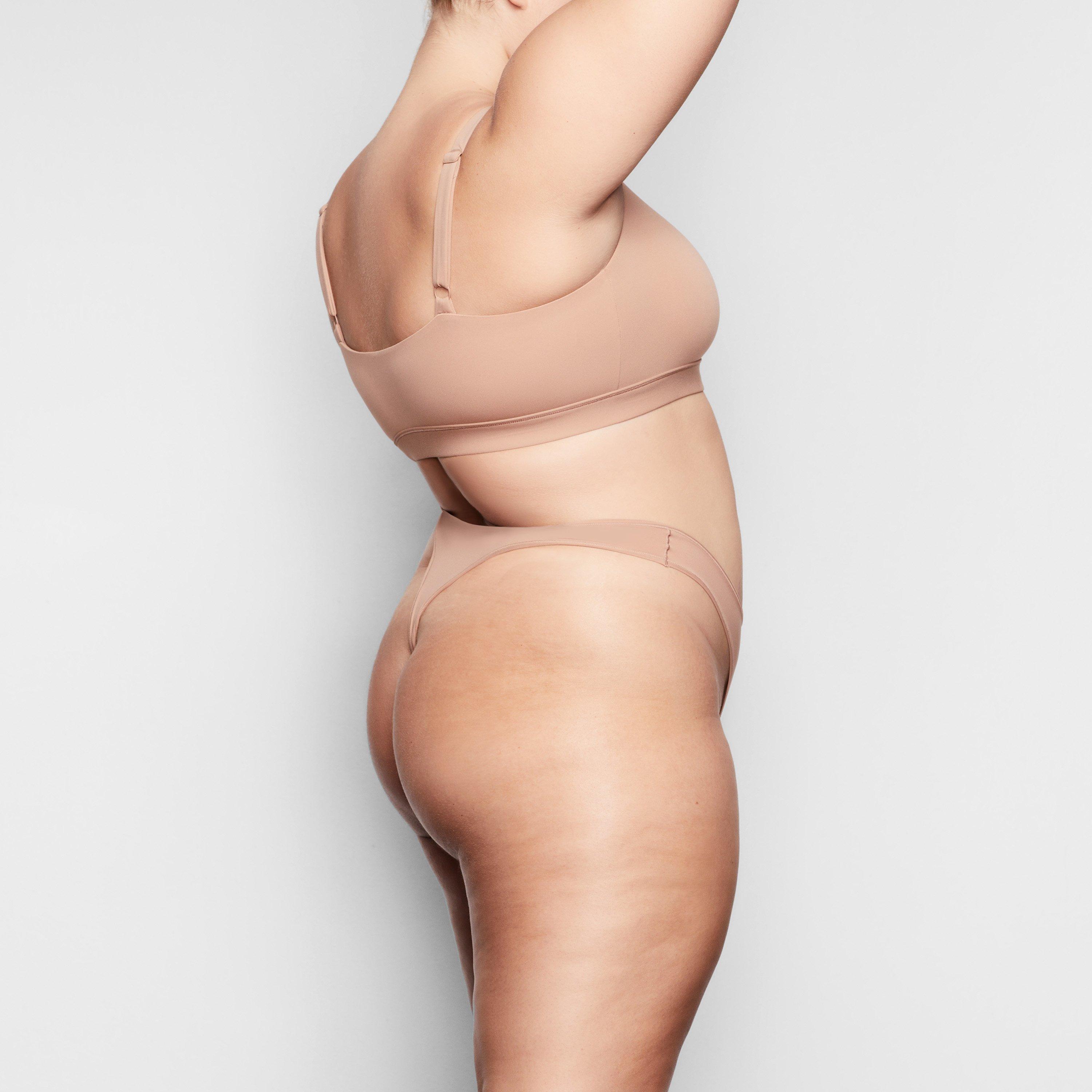 Skims Fits Everybody Scoop Neck Bra Lyst