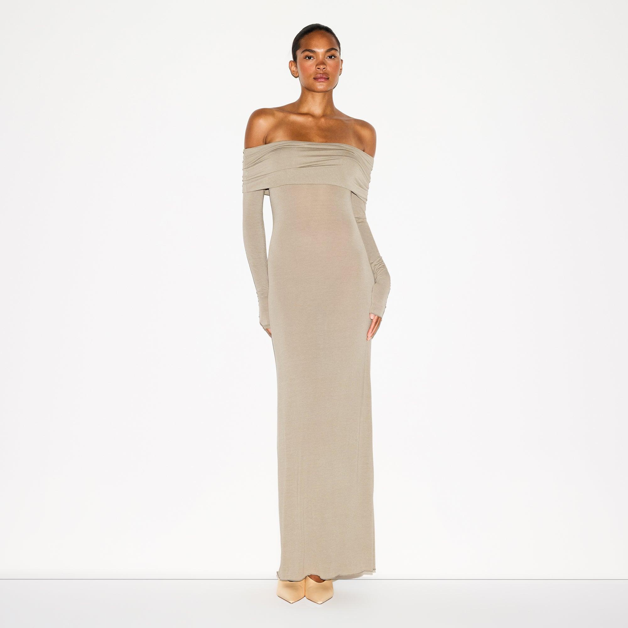 off shoulder lace maternity dress Momyknows Boho Lace Off Shoulder Lace Tassel Crop 2-in-1 Side Slit Ruffle Photoshoot Maternity Maxi Dress Apricot / L
