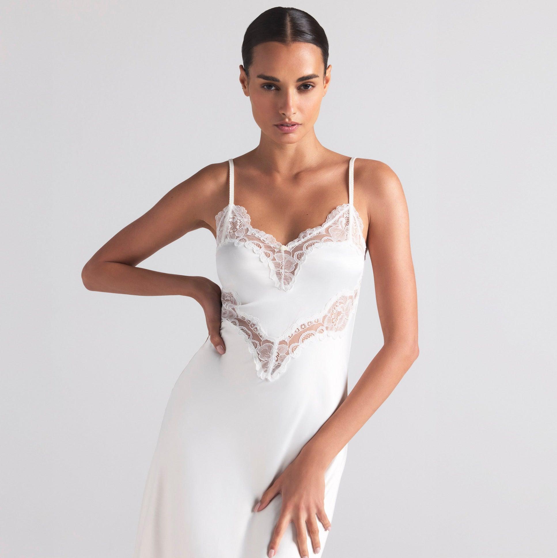 long lace mother of bride dress Shimmer Lace Mother of the Bride Dresses with Cape Burgundy Evening Dr –  Viniodress main image 1