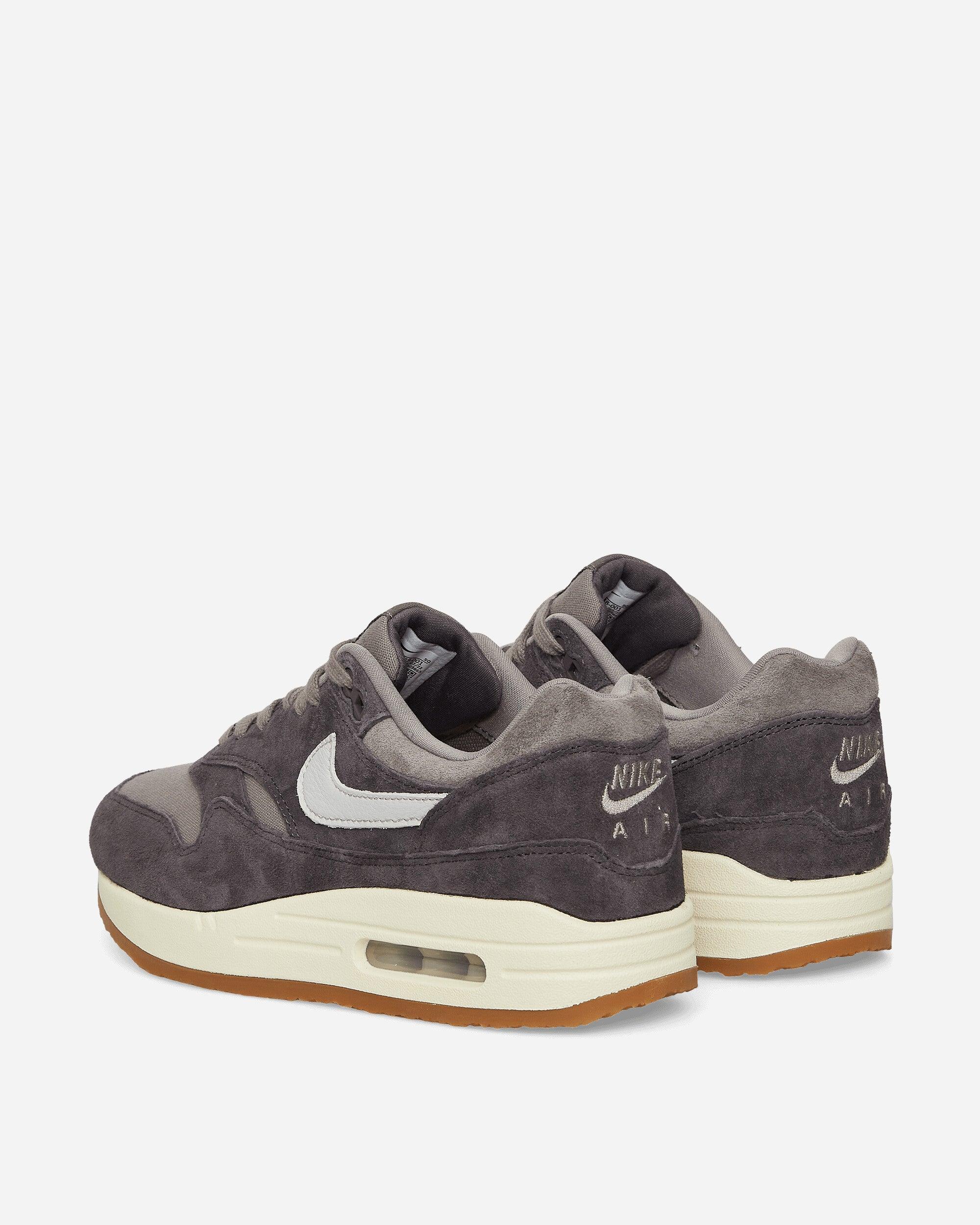 Nike Air Max 1 Crepe Sneakers Soft / Neutral in Gray for Men | Lyst