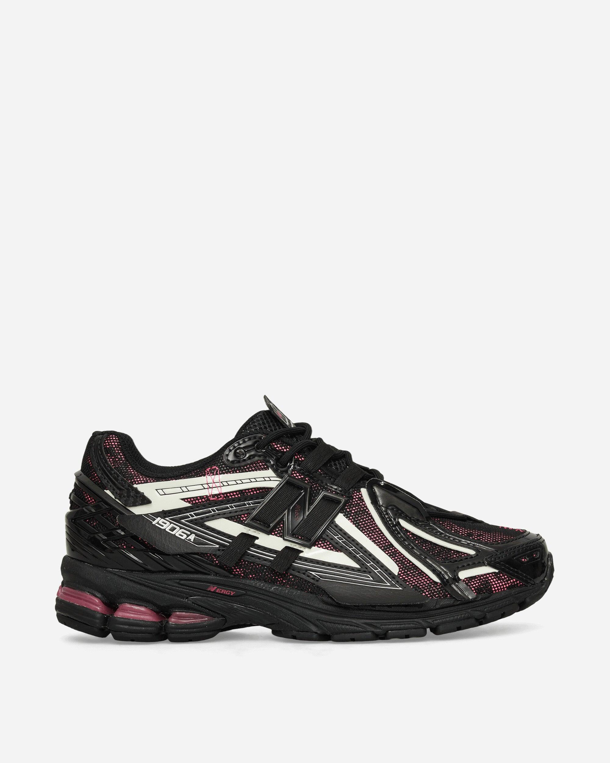 New Balance 1906a Sneakers / Dragon Berry / White in Black for Men