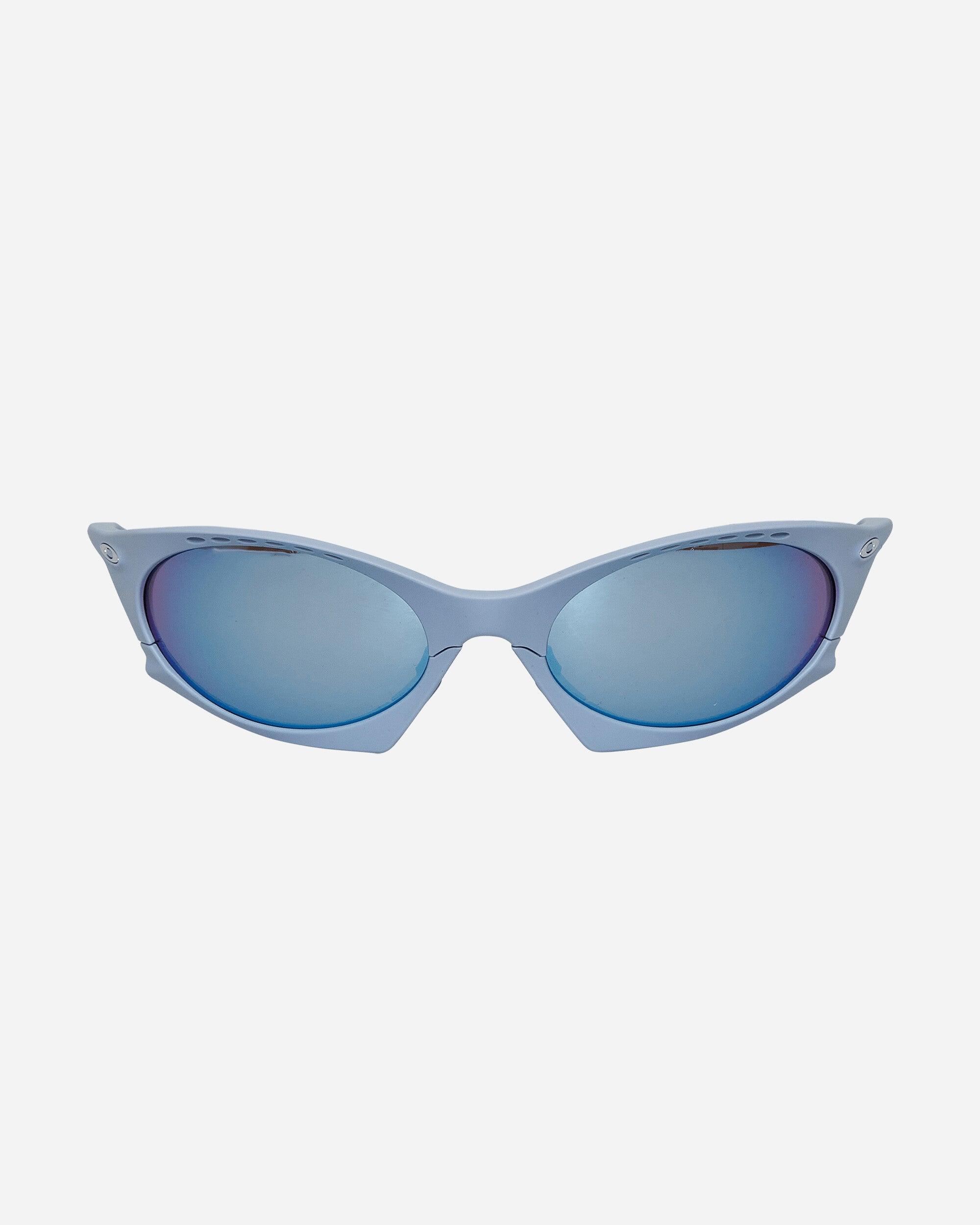 Oakley Sielo Prizm Deep Water Polarized Sunglasses Matte Trans Stonewash Blue The sporty Sielo SQ features a classic square lens shape  main image 2