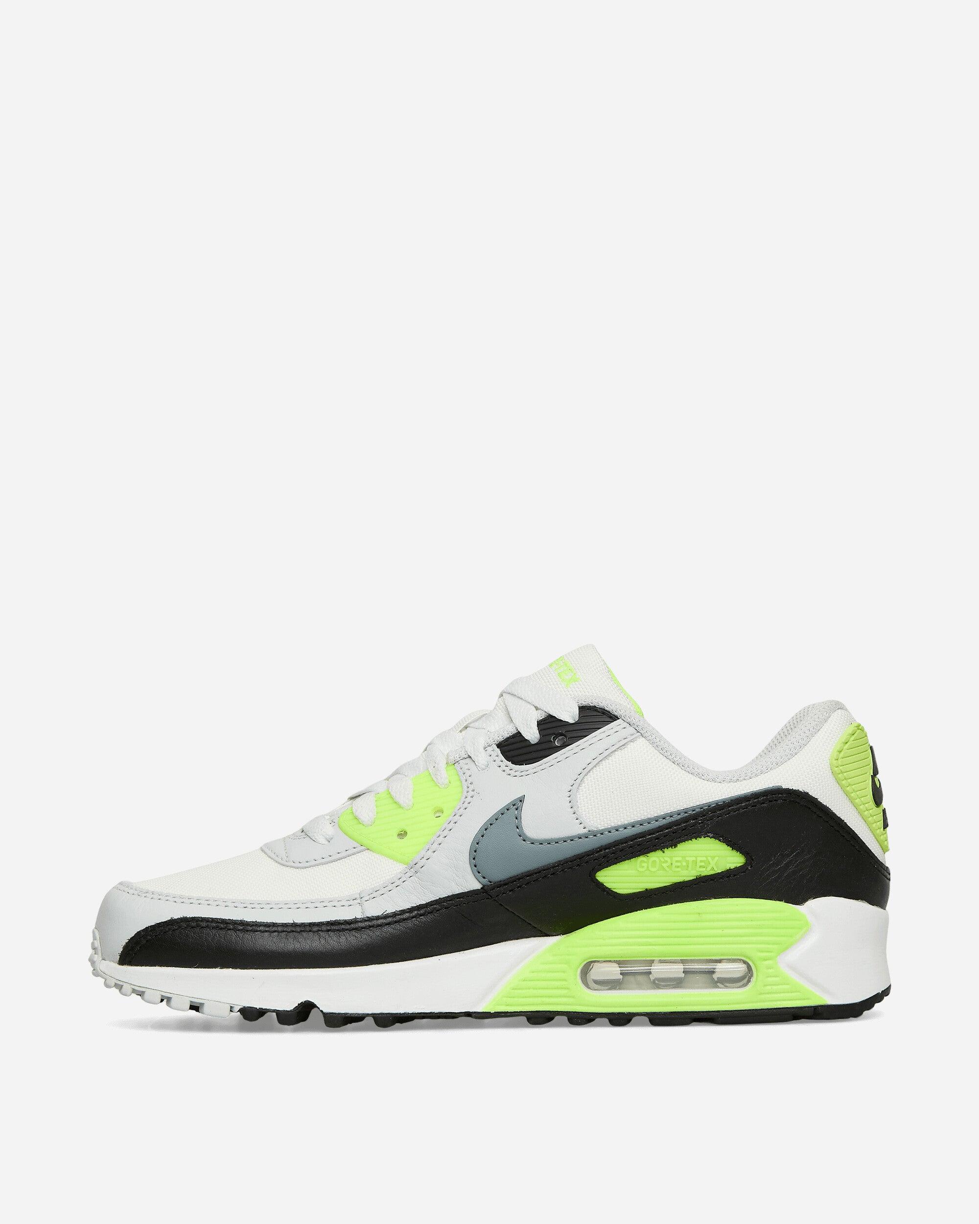 Nike Air Max 90 Gore-Tex Sneakers Summit Volt in Green for Men