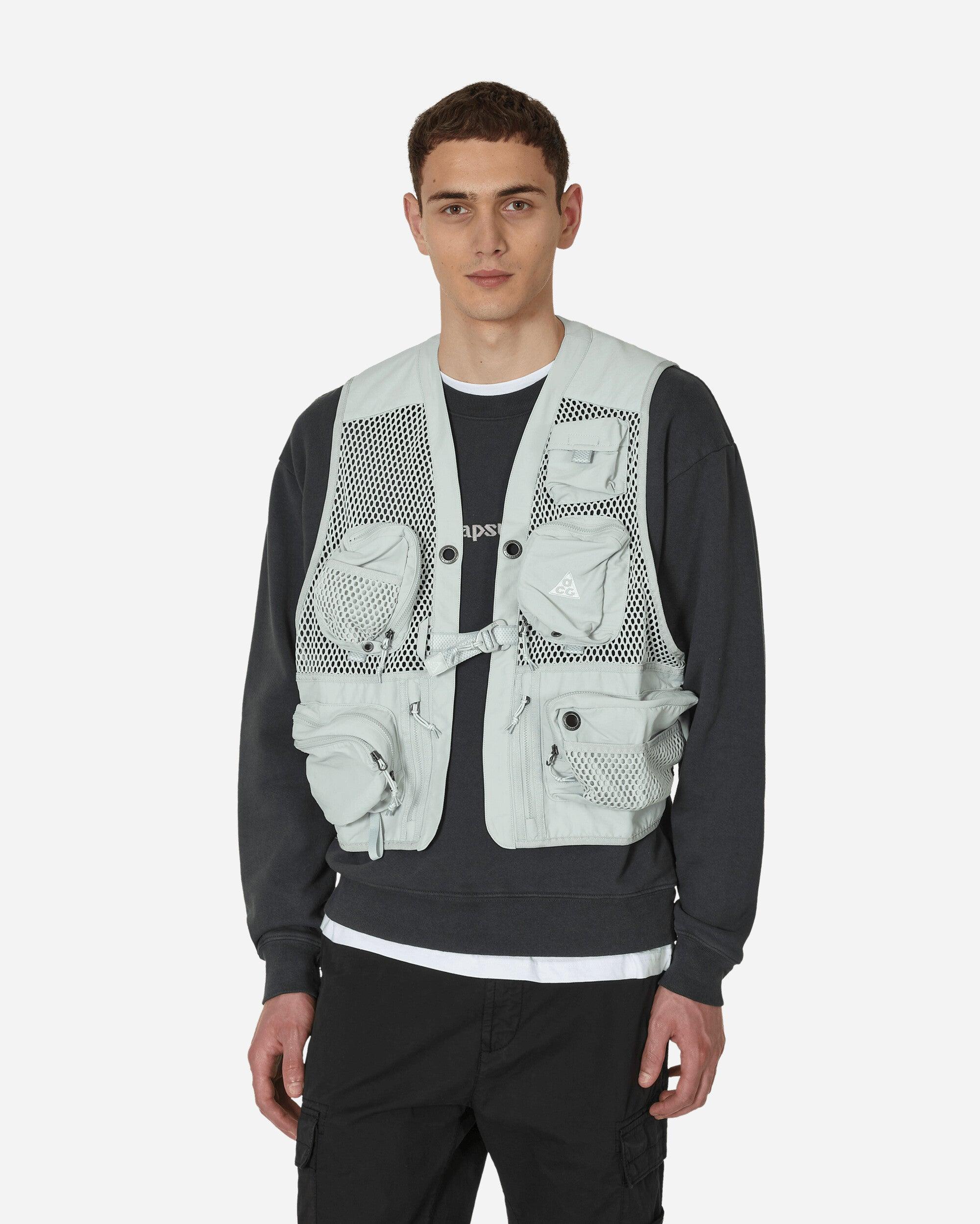 Nike Acg Buttles Vest Light Silver in Gray for Men | Lyst