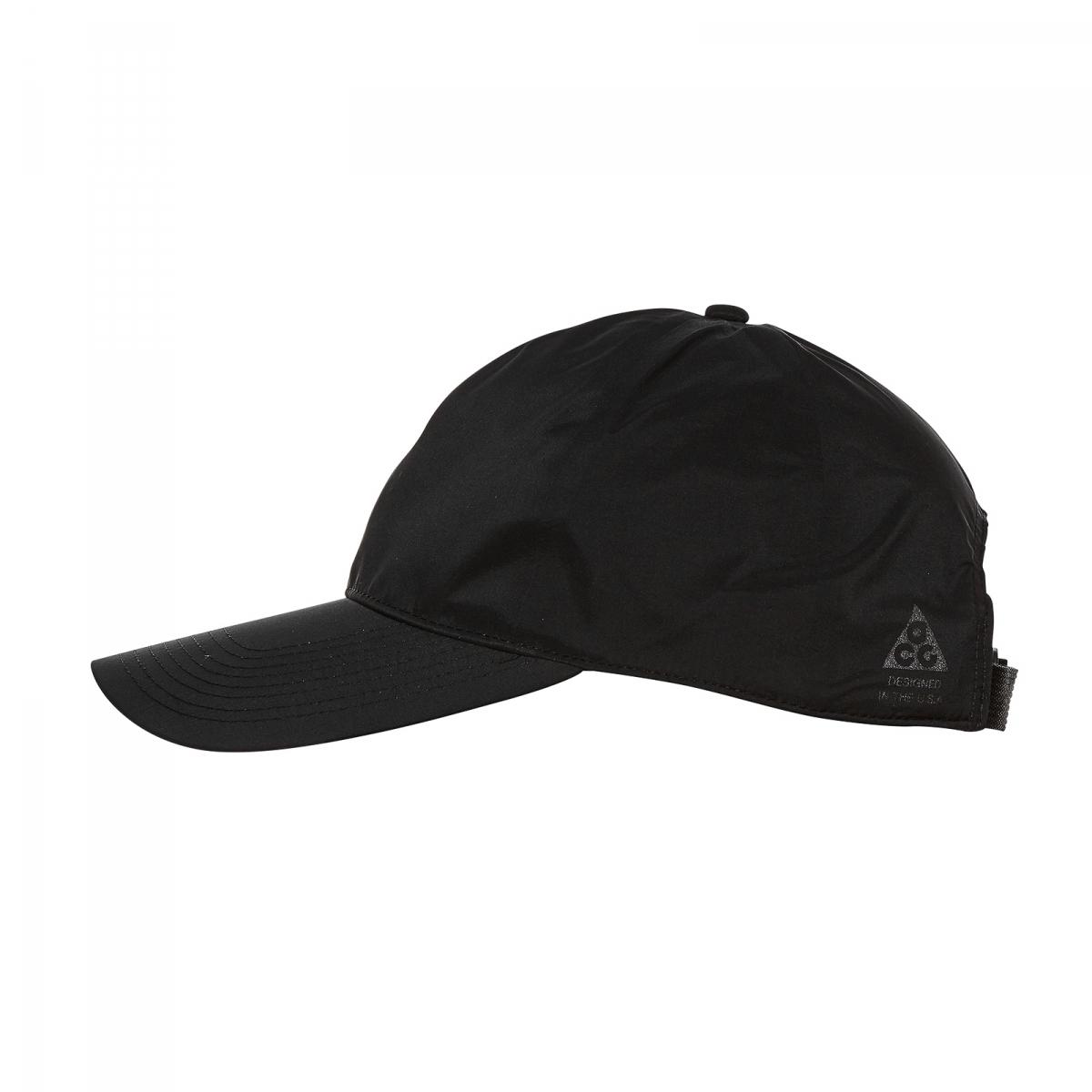 Nike Waterproof Cap in Black for Men | Lyst