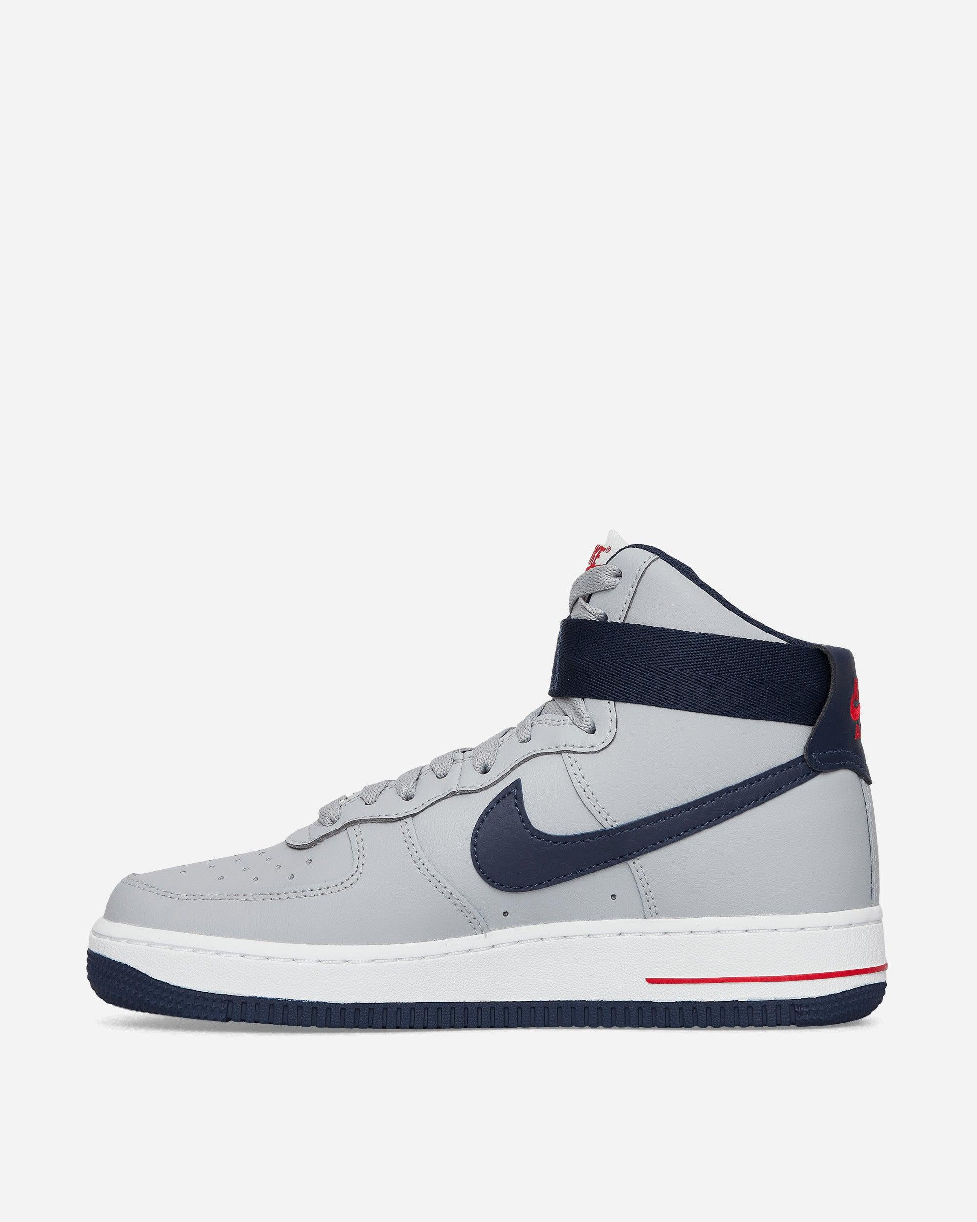 High top store grey nikes