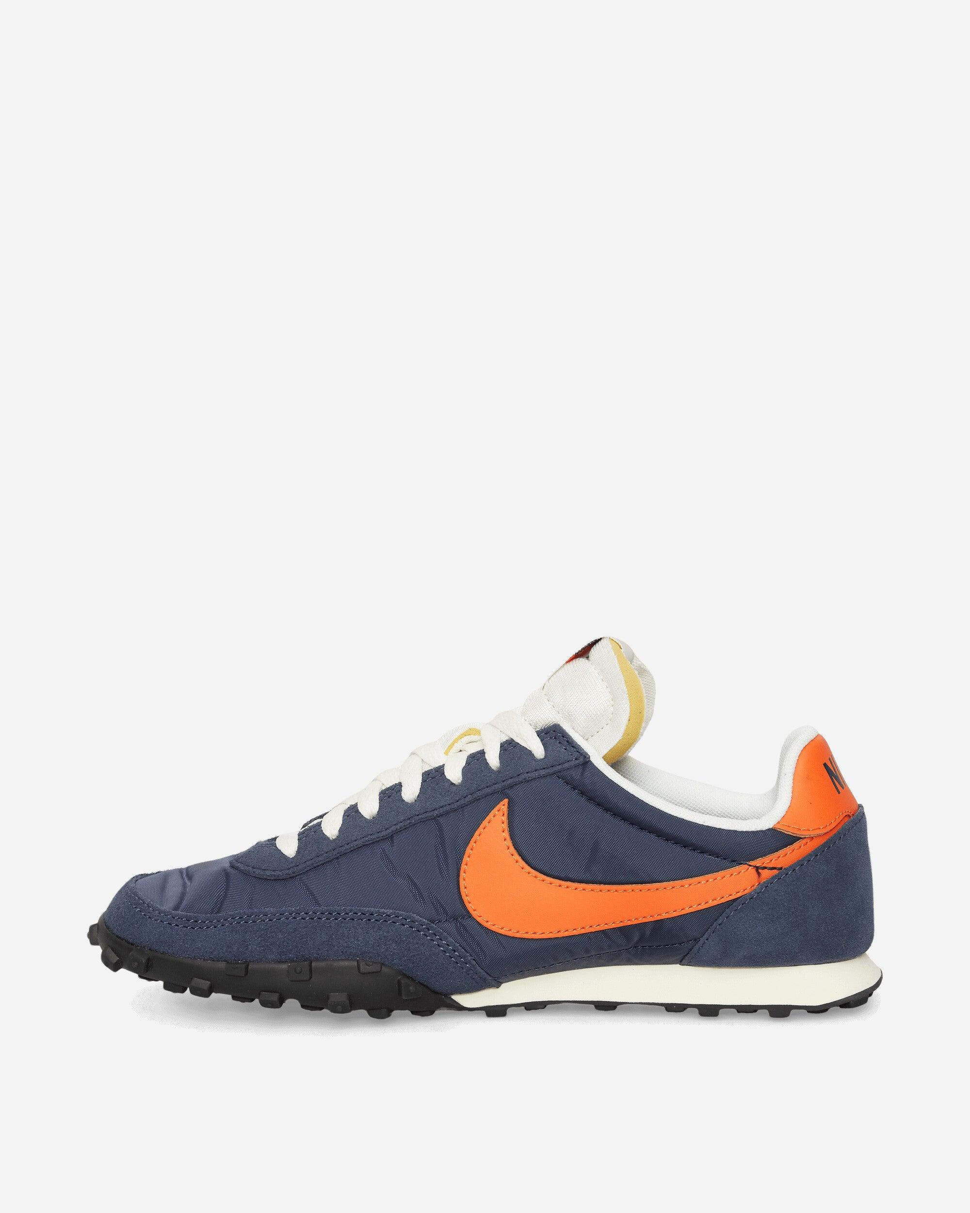 Nike Waffle Racer Sneakers Midnight Navy / Safety Orange in Blue