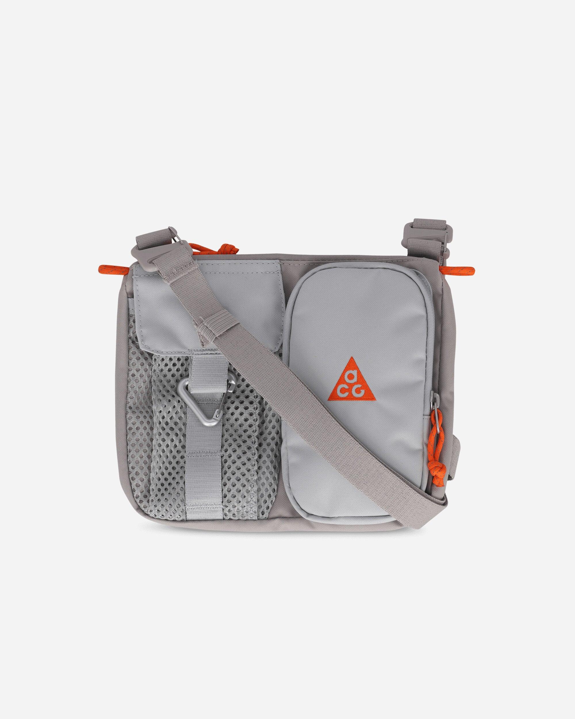 Nike Acg Daymax Crossbody Bag College Grey / Grey Fog / Safety