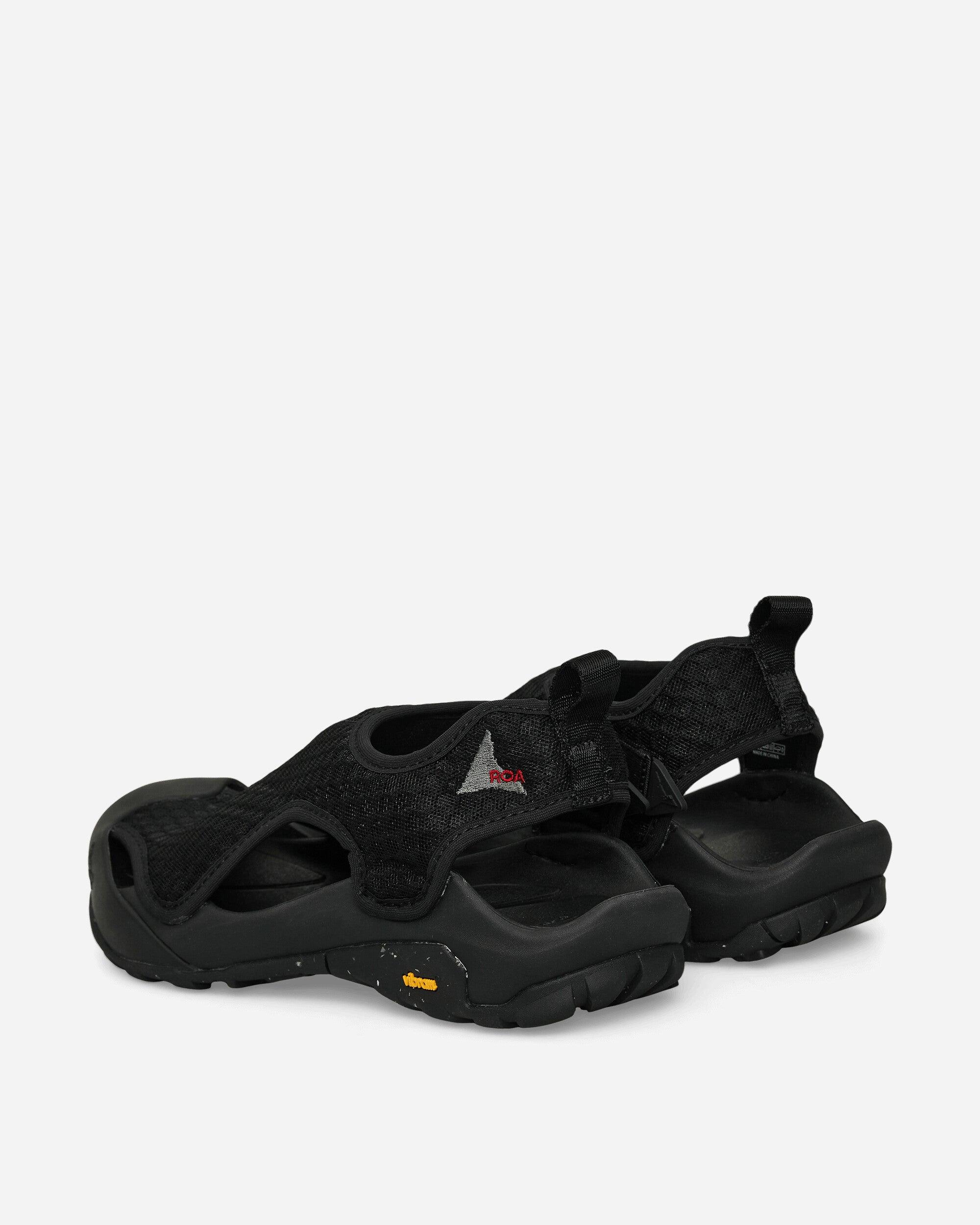 ROA｜SANDALS (Arpy (NBUW1113FA65-BLK0001)) Roa Arpy Slide Black NBUW1113FA65-BLK0001 | FOOTDISTRICT