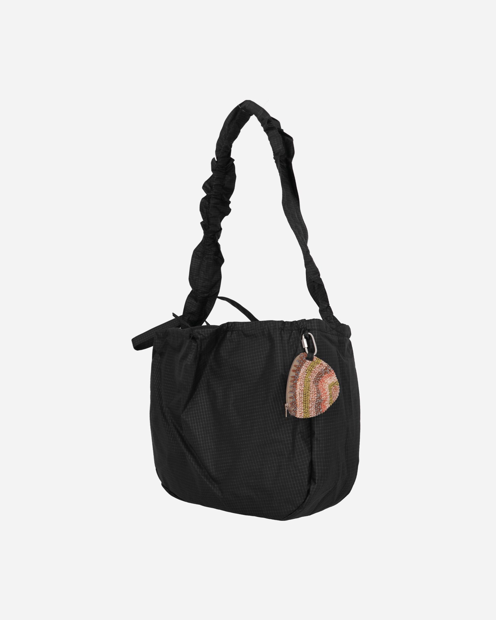 story mfg ショルダーバッグ STORY mfg. Large Crossbody Drawstring Port-All Bag Obsidian in