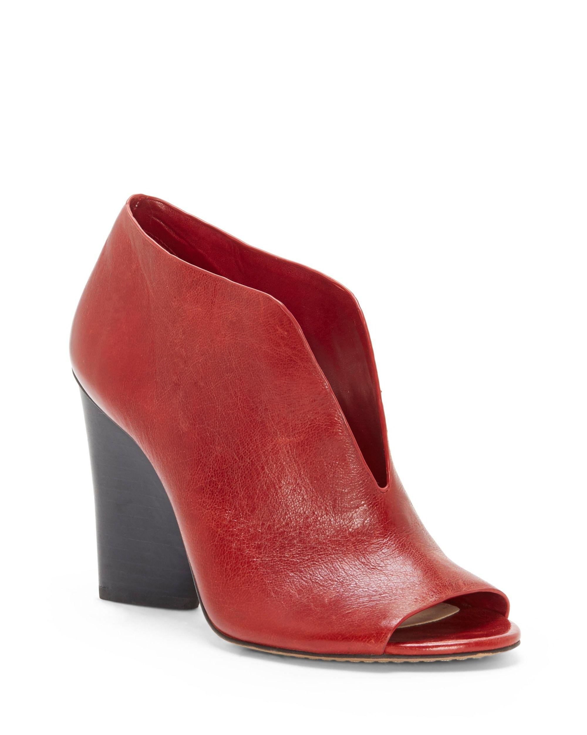 vince camuto andrita bootie
