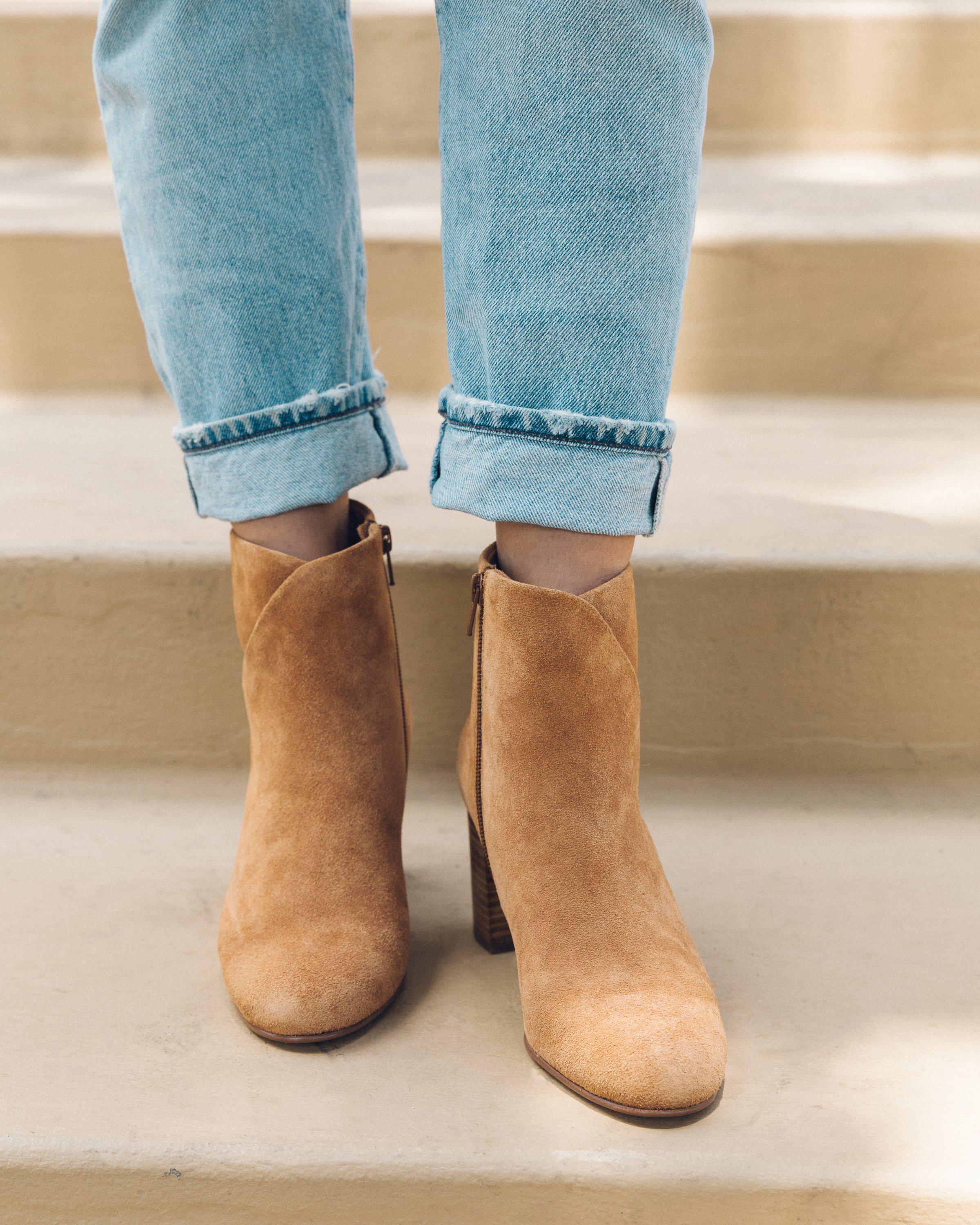 soludos mid heel venetian bootie