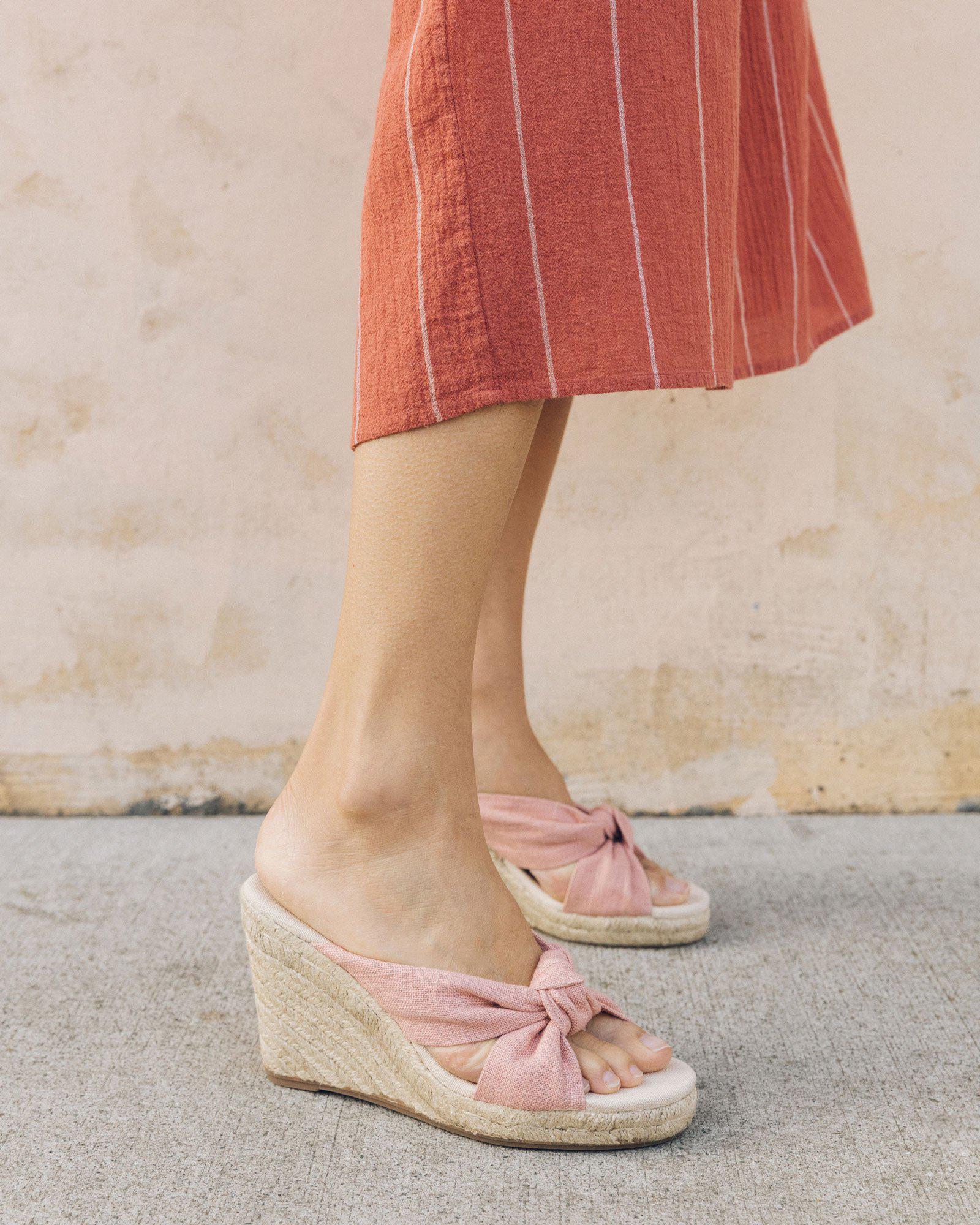 soludos knotted wedge