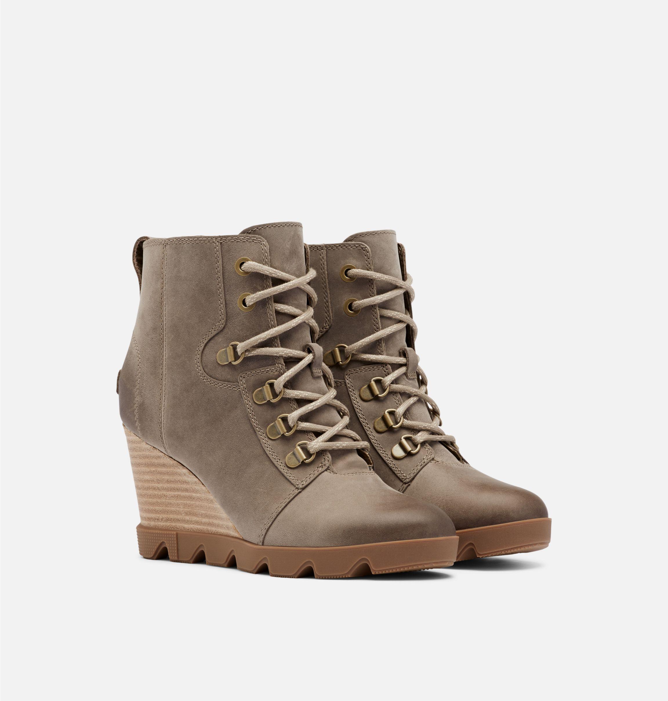 sorel joan uptown