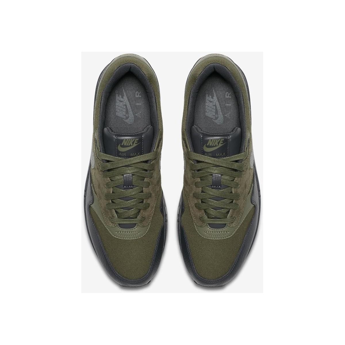 nike dark green trainers