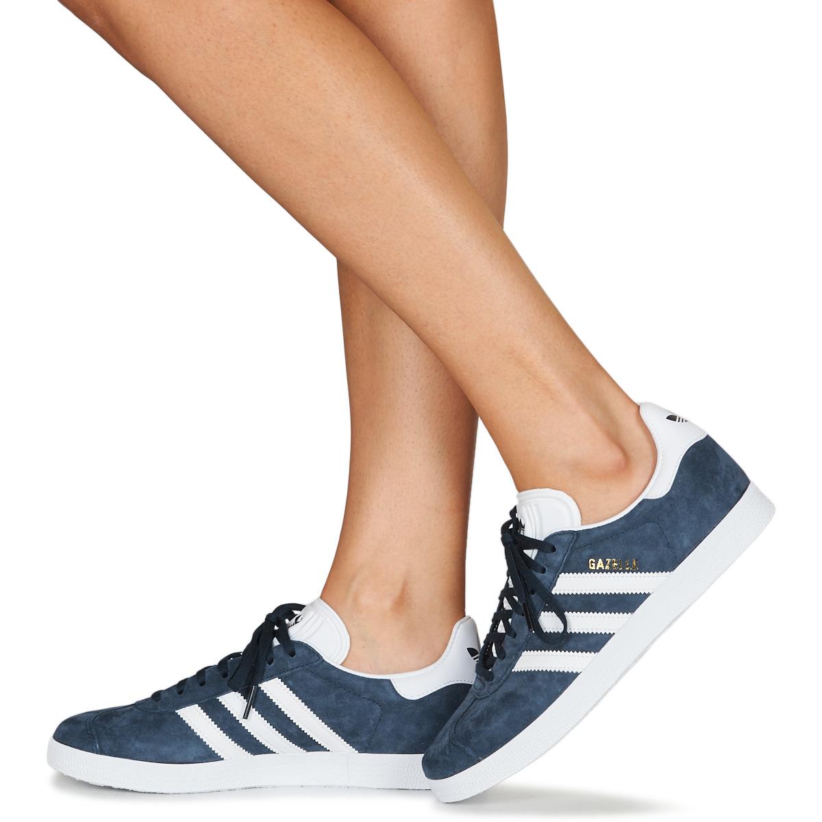 adidas Originals Suede Gazelle Sneakers in Navy (Blue) - Save 46% - Lyst
