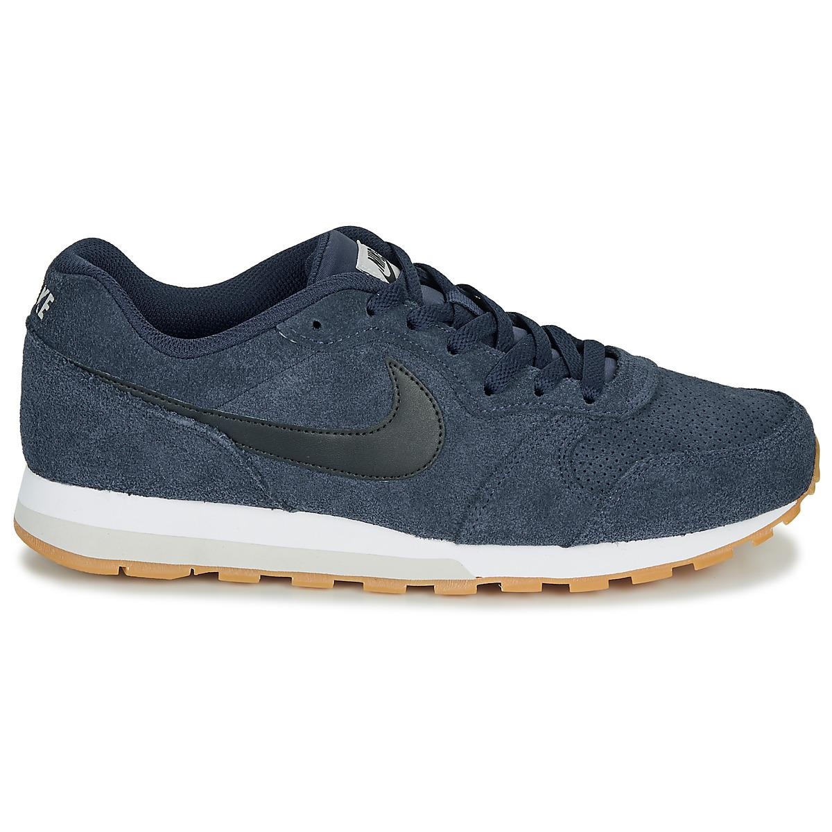 nike md runner suede