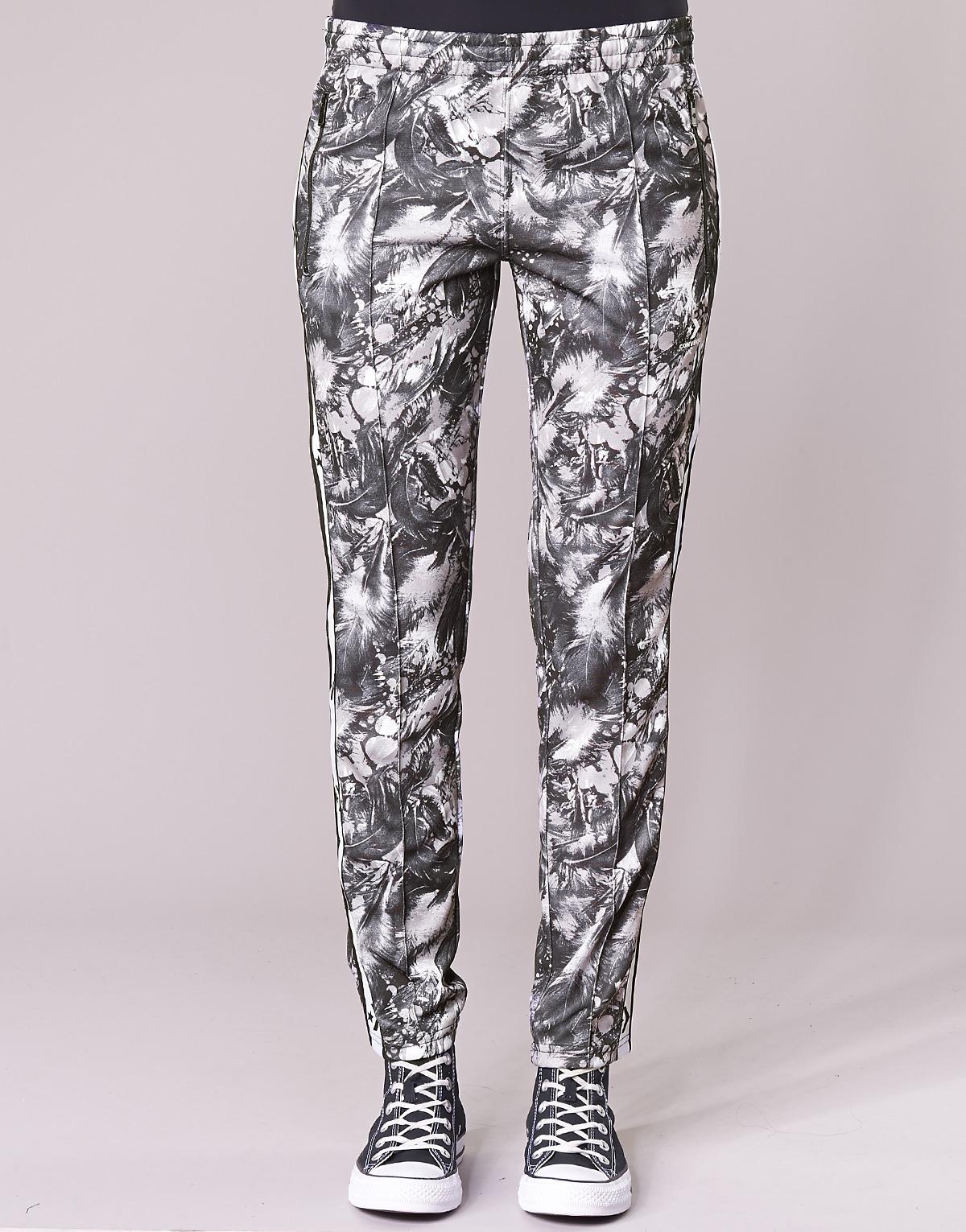 converse feather print