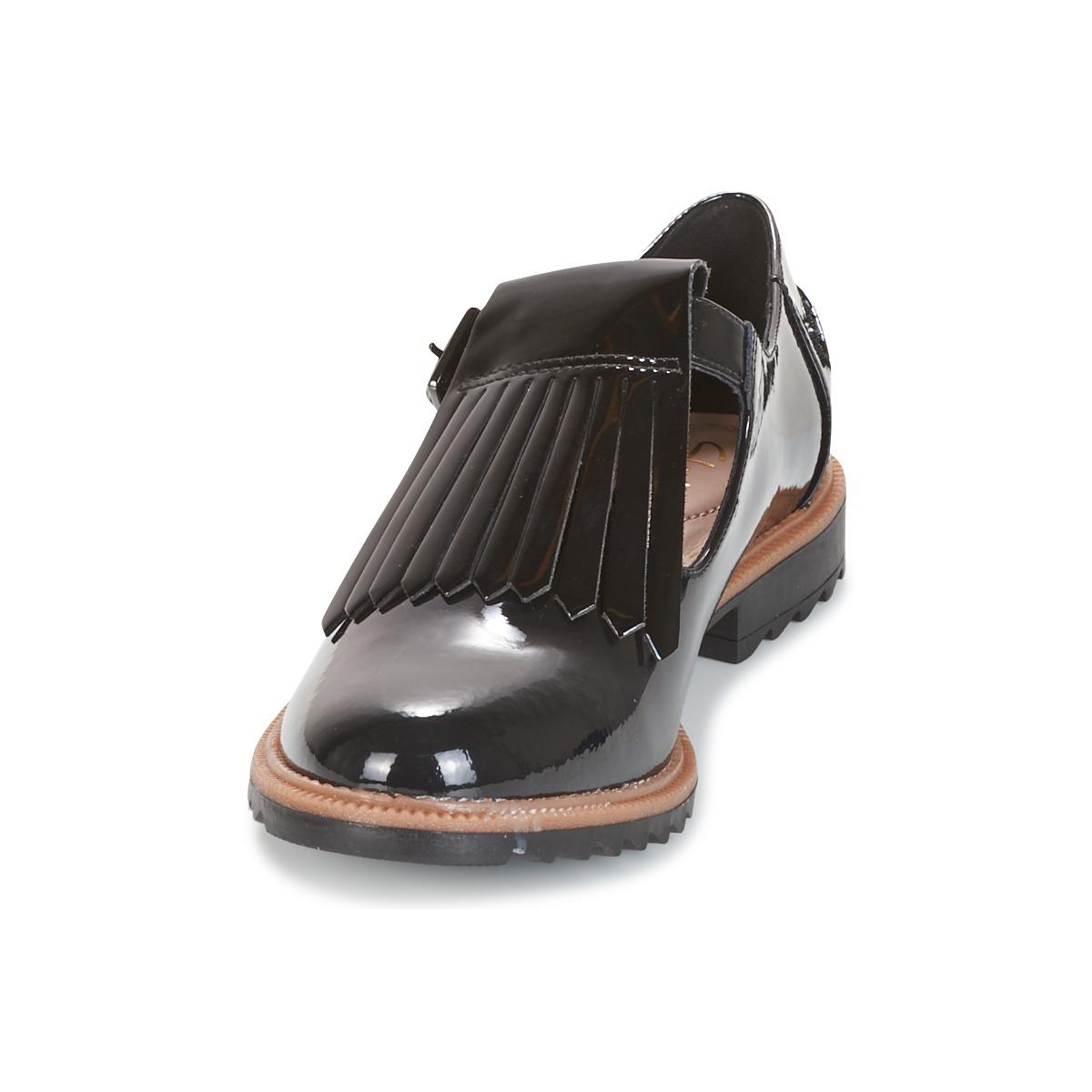 clarks griffin mia wide fit