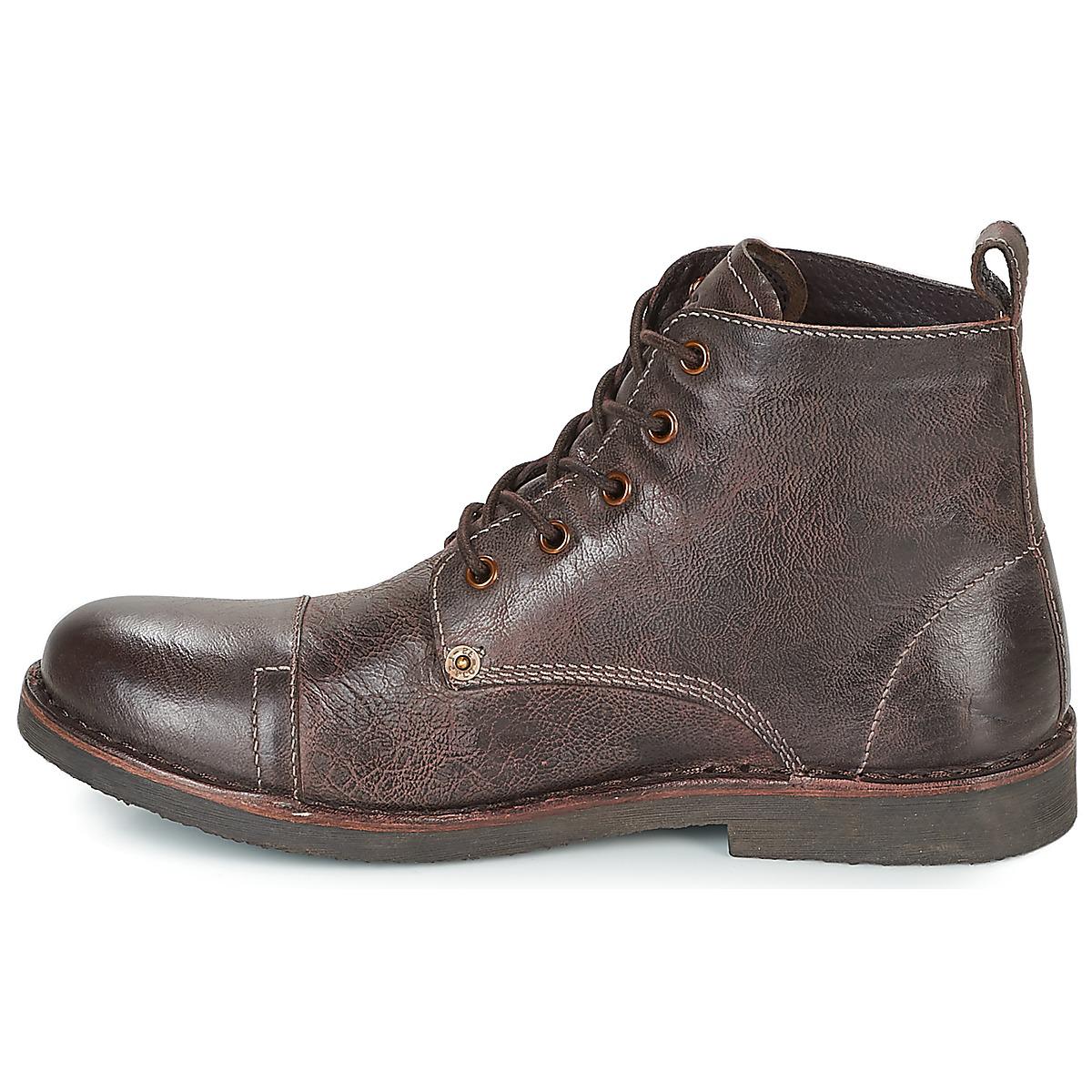 levi's track boots