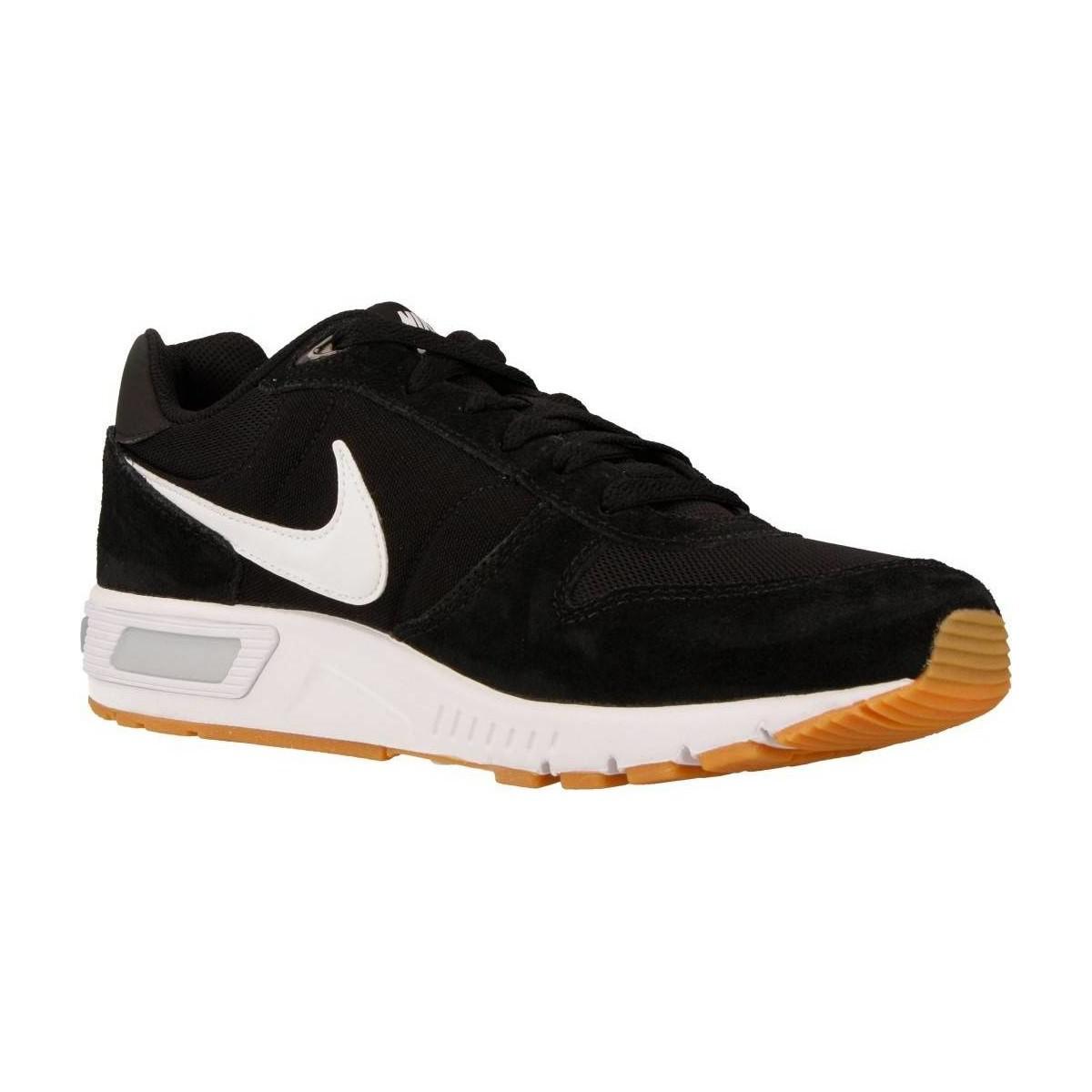 mens nike nightgazer trainers