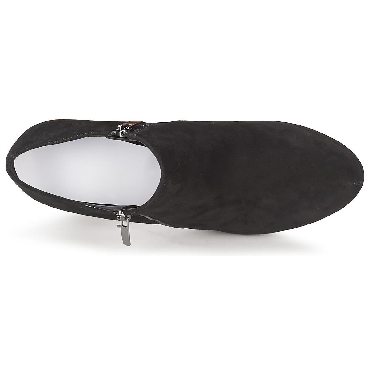 clarks amos kendra suede