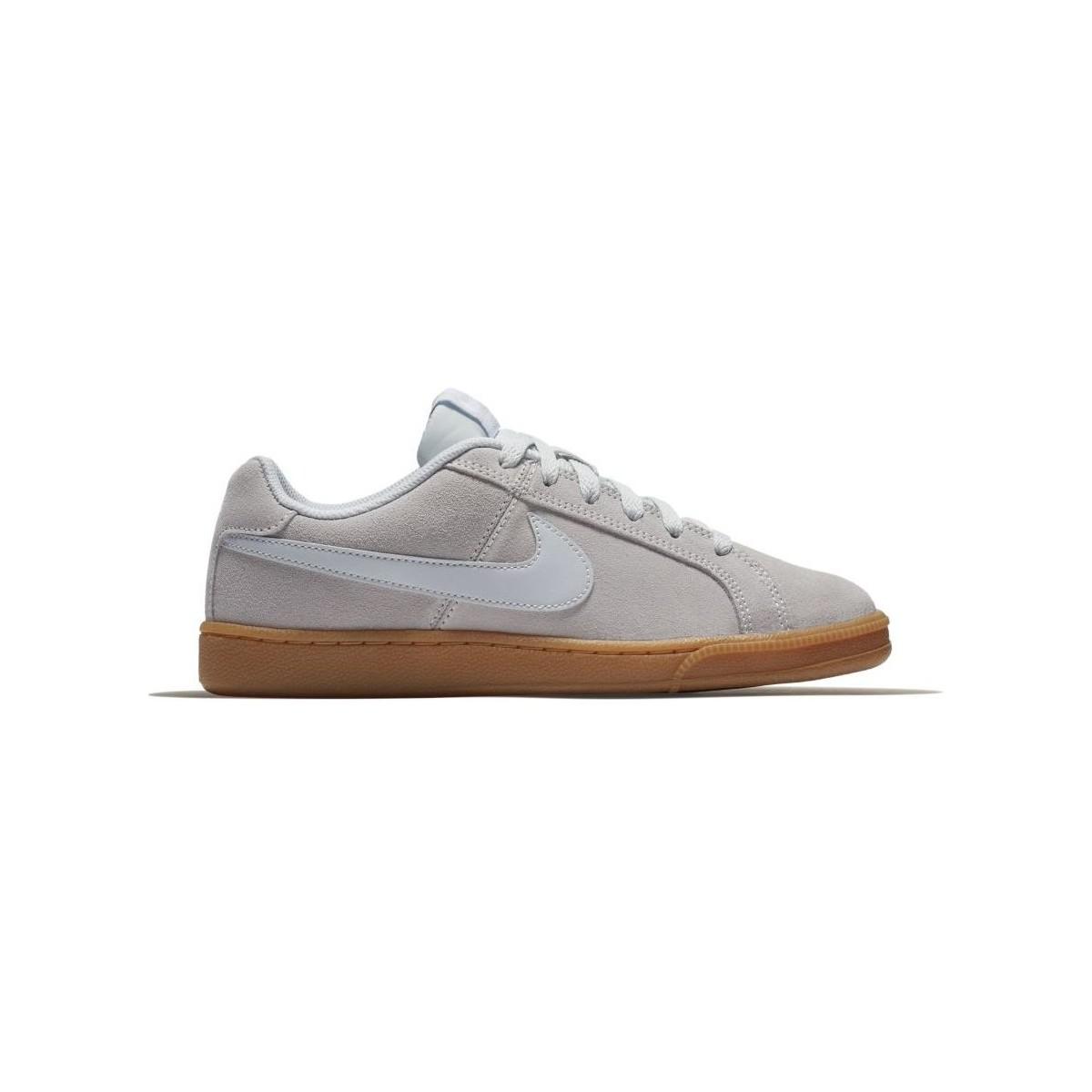 le scarpe nike corte royale camoscio scarpe da donna (allenatori) le scarpe nike corte royale camoscio scarpe da donna (allenatori)