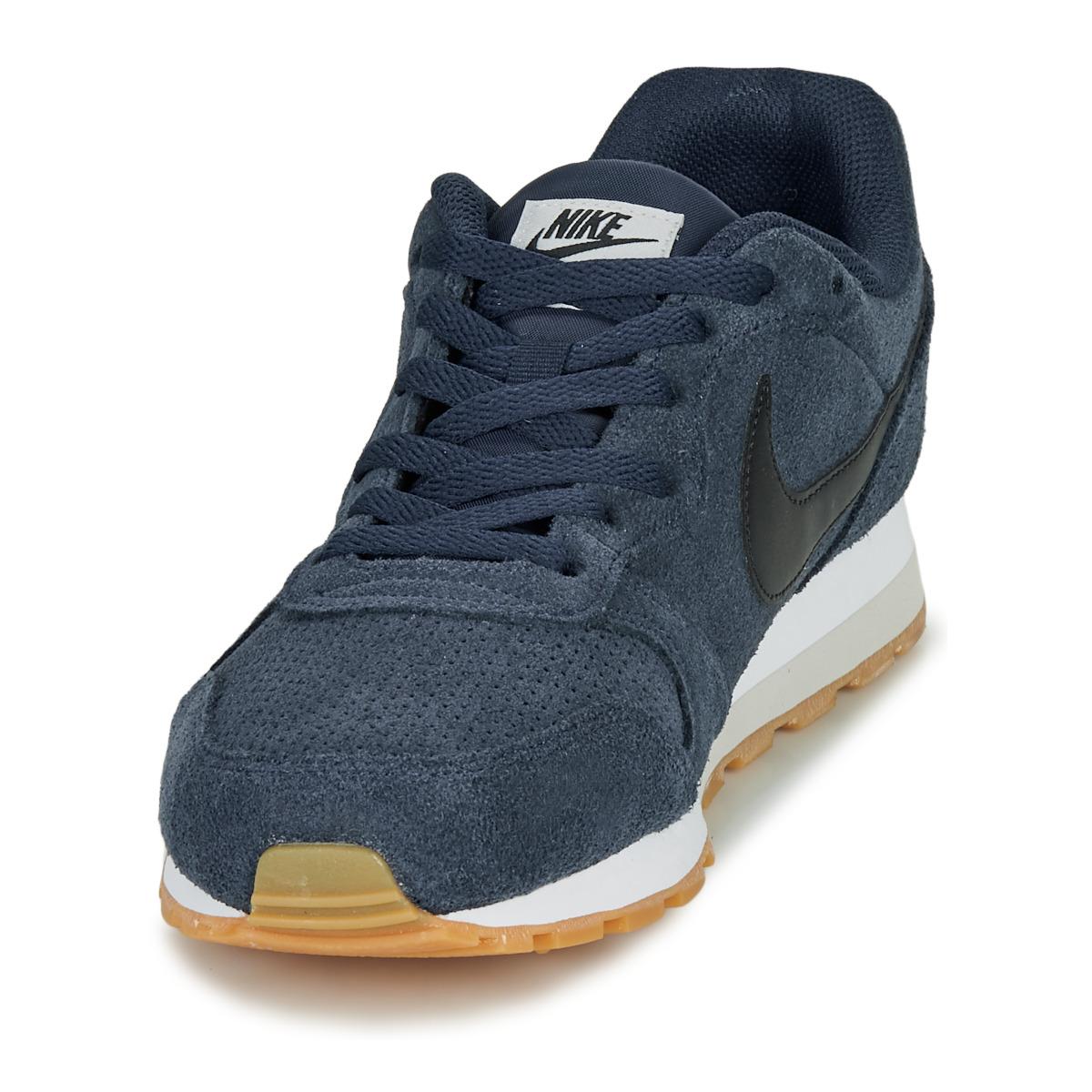 nike md runner suede