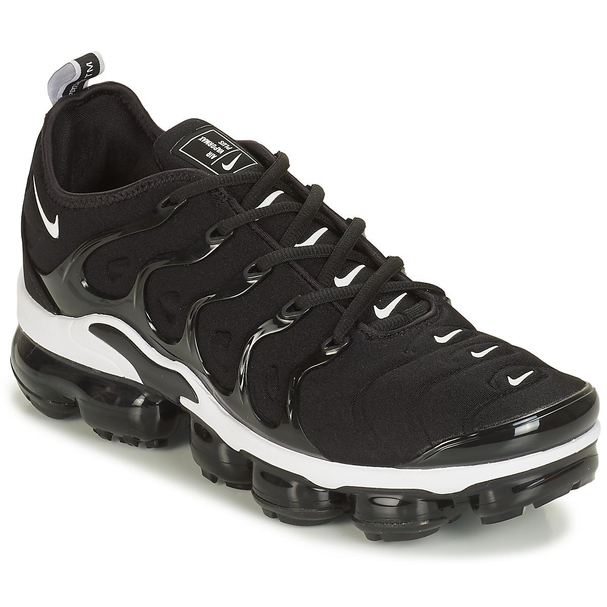 air vapormax plus black white