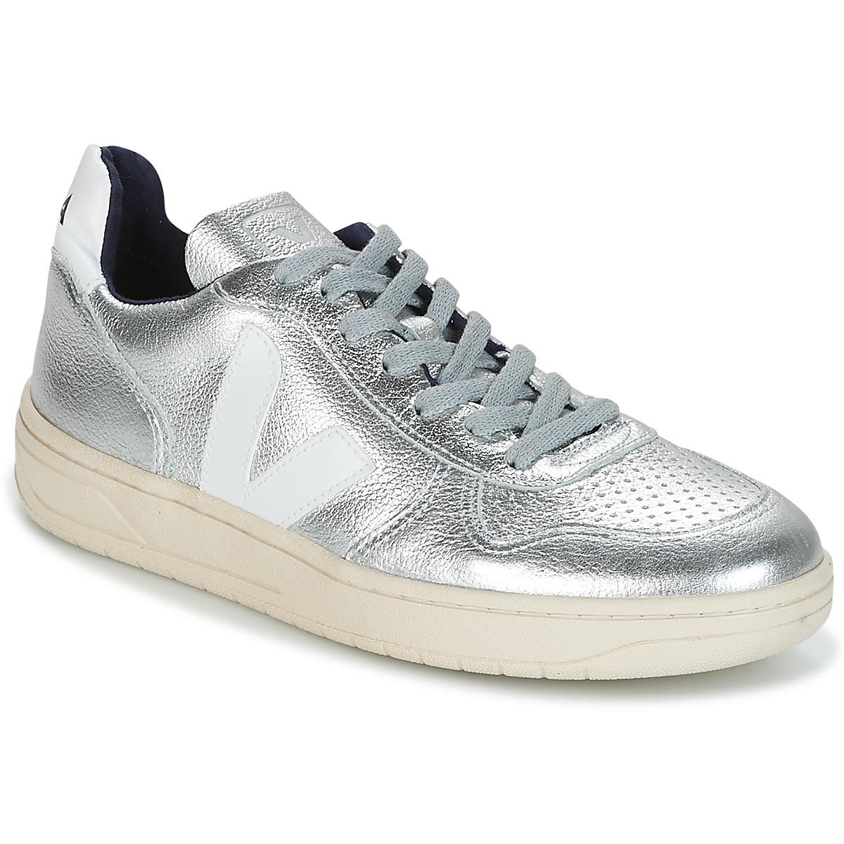 Veja V-10 Women's Shoes (trainers) In Silver in Metallic - Lyst