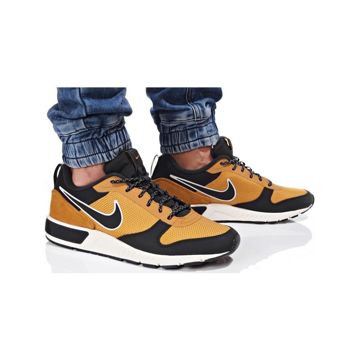nike nightgazer trail gris