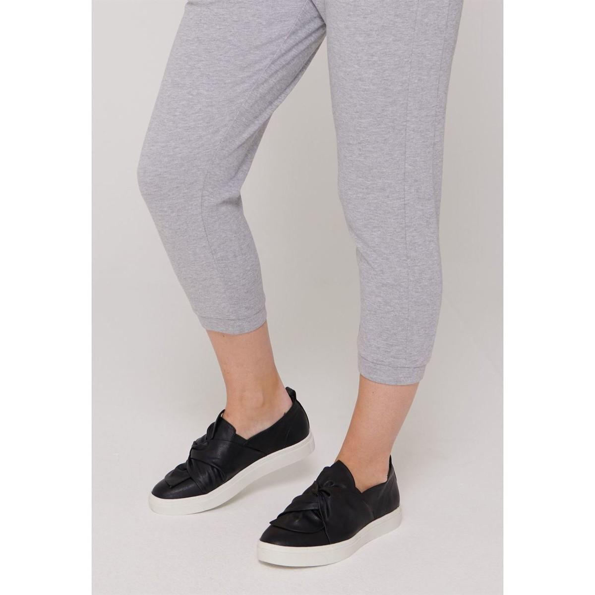 three quarter joggers ladies