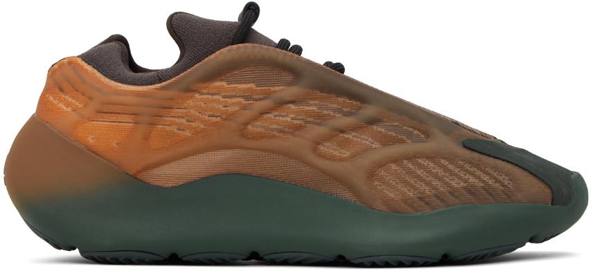 black and tan yeezys