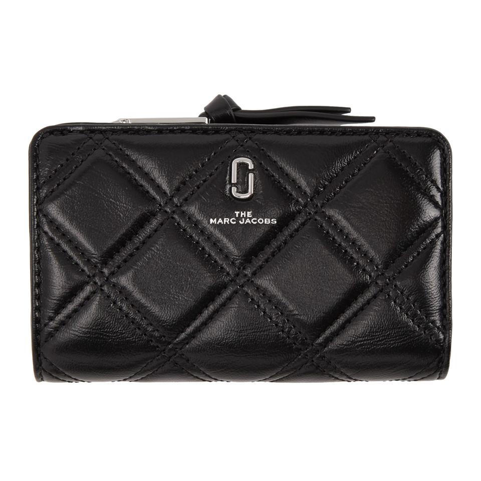 Marc Jacobs Leather The Quilted Softshot Compact Wallet in Black - Lyst