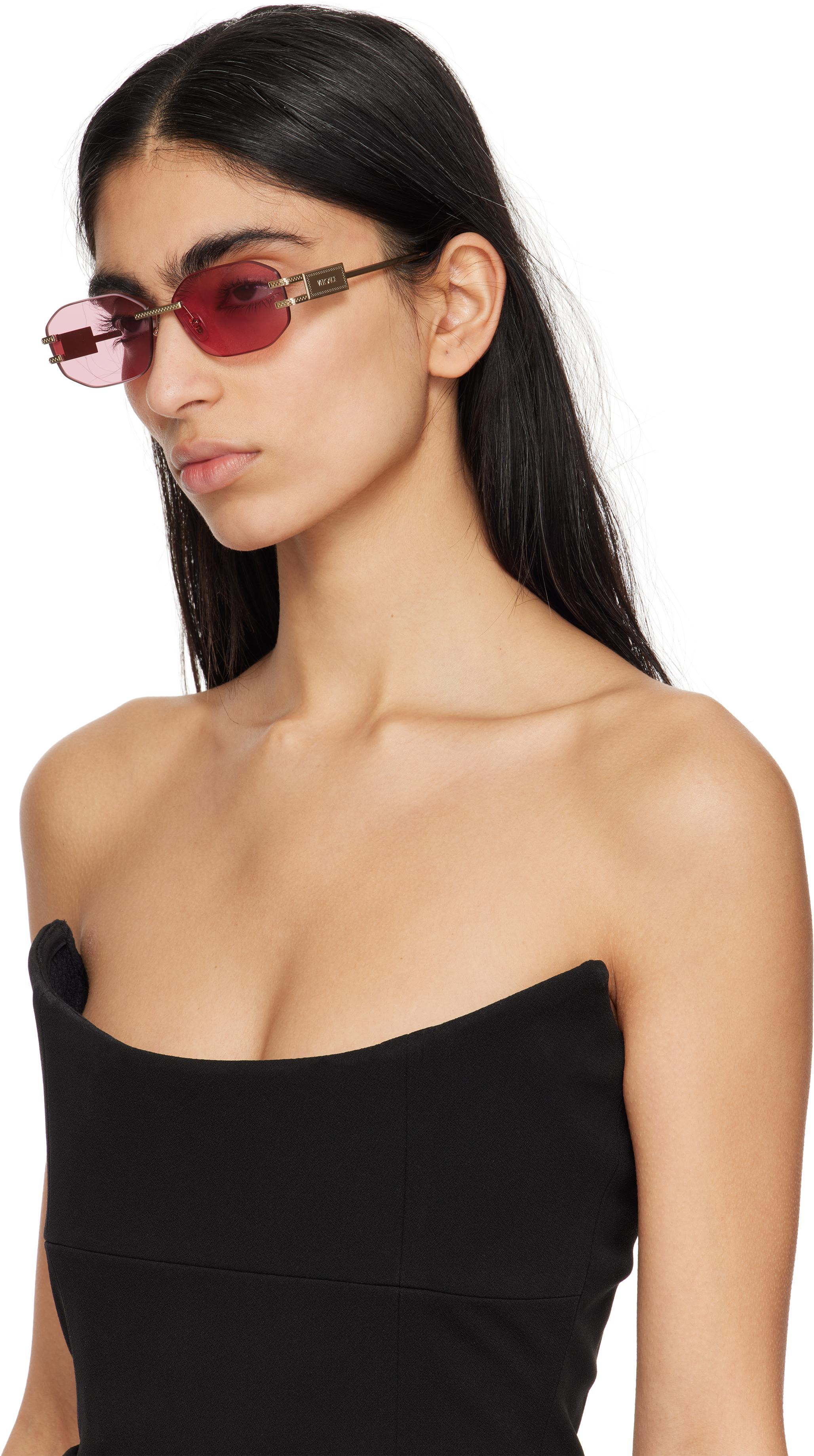 Versace Damier Plaque Sunglasses in Black | Lyst