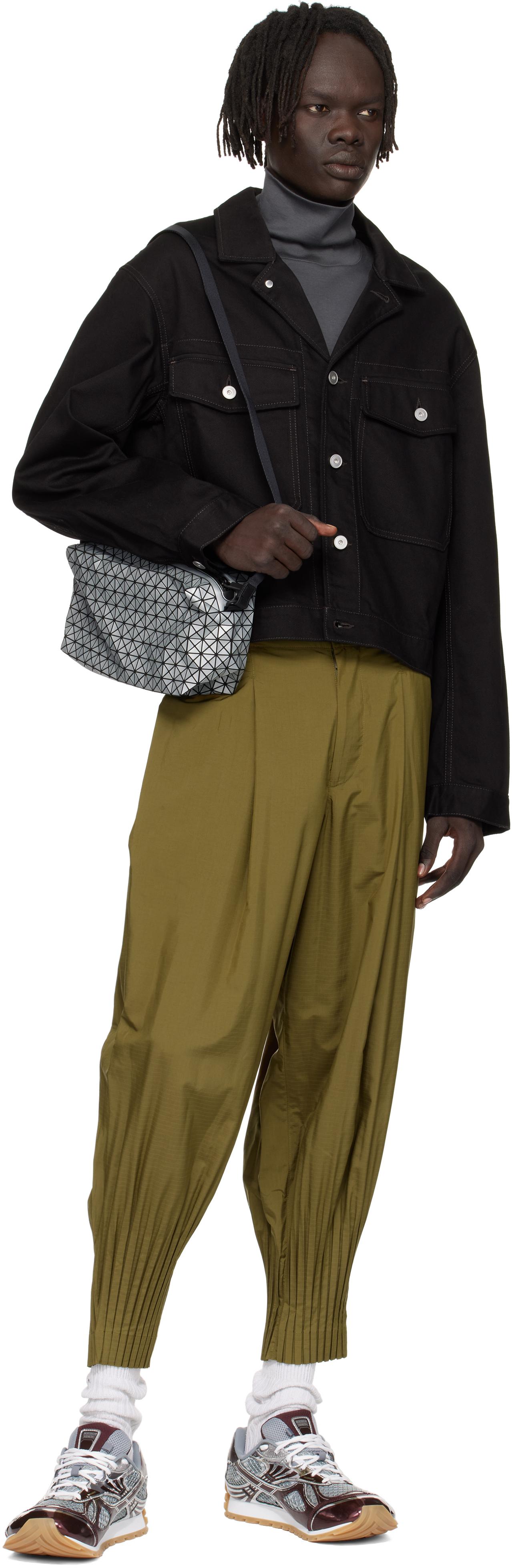【希少】　ISSEY MIYAKE MEN メッセンジャーバッグ 希少 BAOBAO ISSEY MIYAKE☆SADDLE BAG☆KURO ショルダーバック