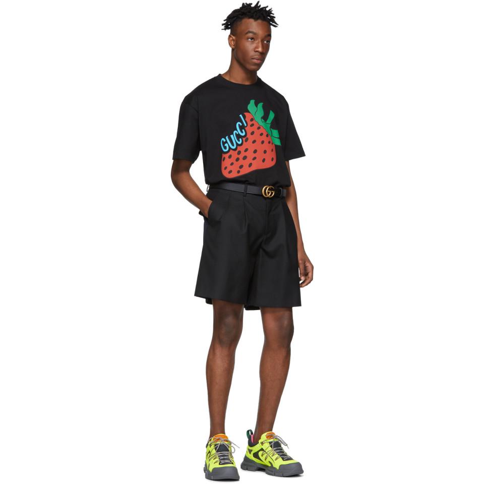 Gucci Black Strawberry T-shirt for Men | Lyst