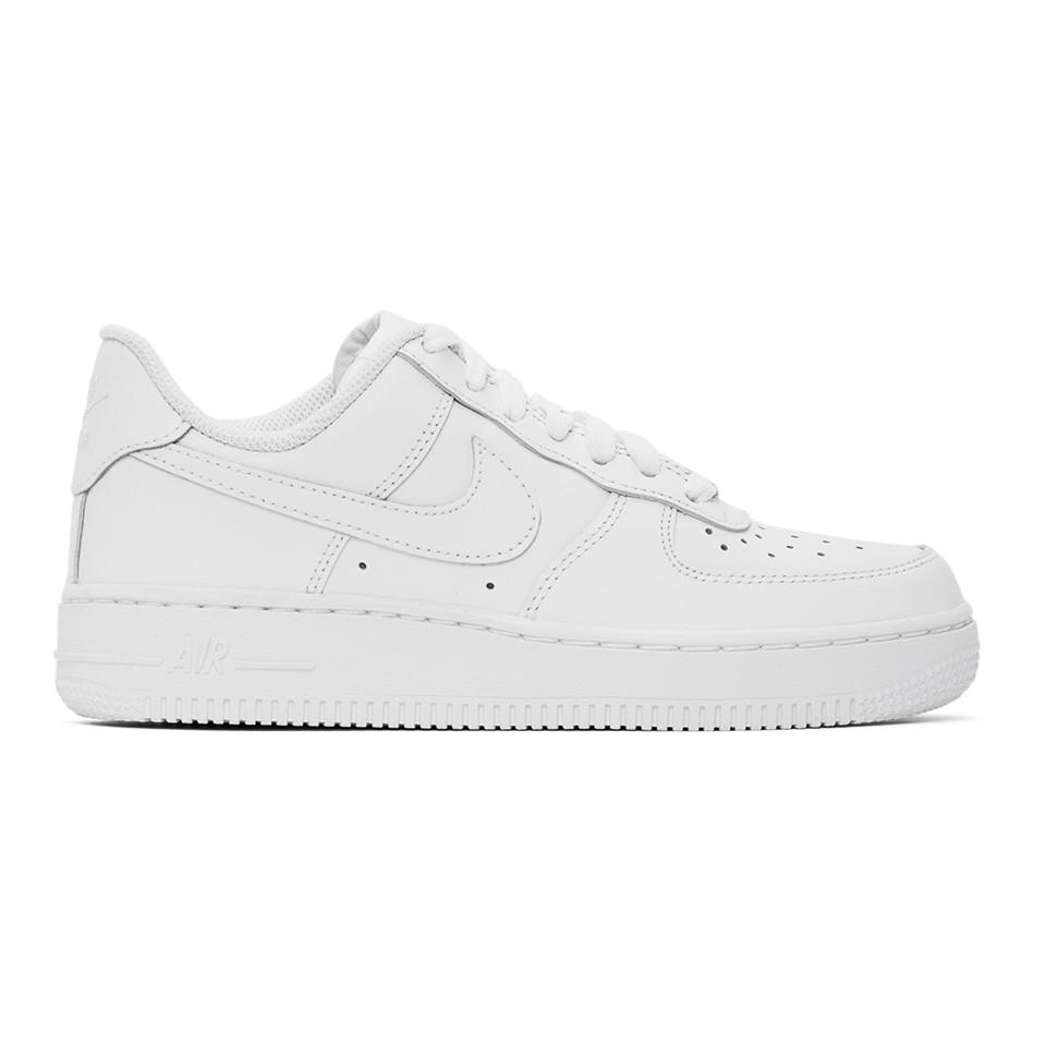womens nike air force 1 07 le low