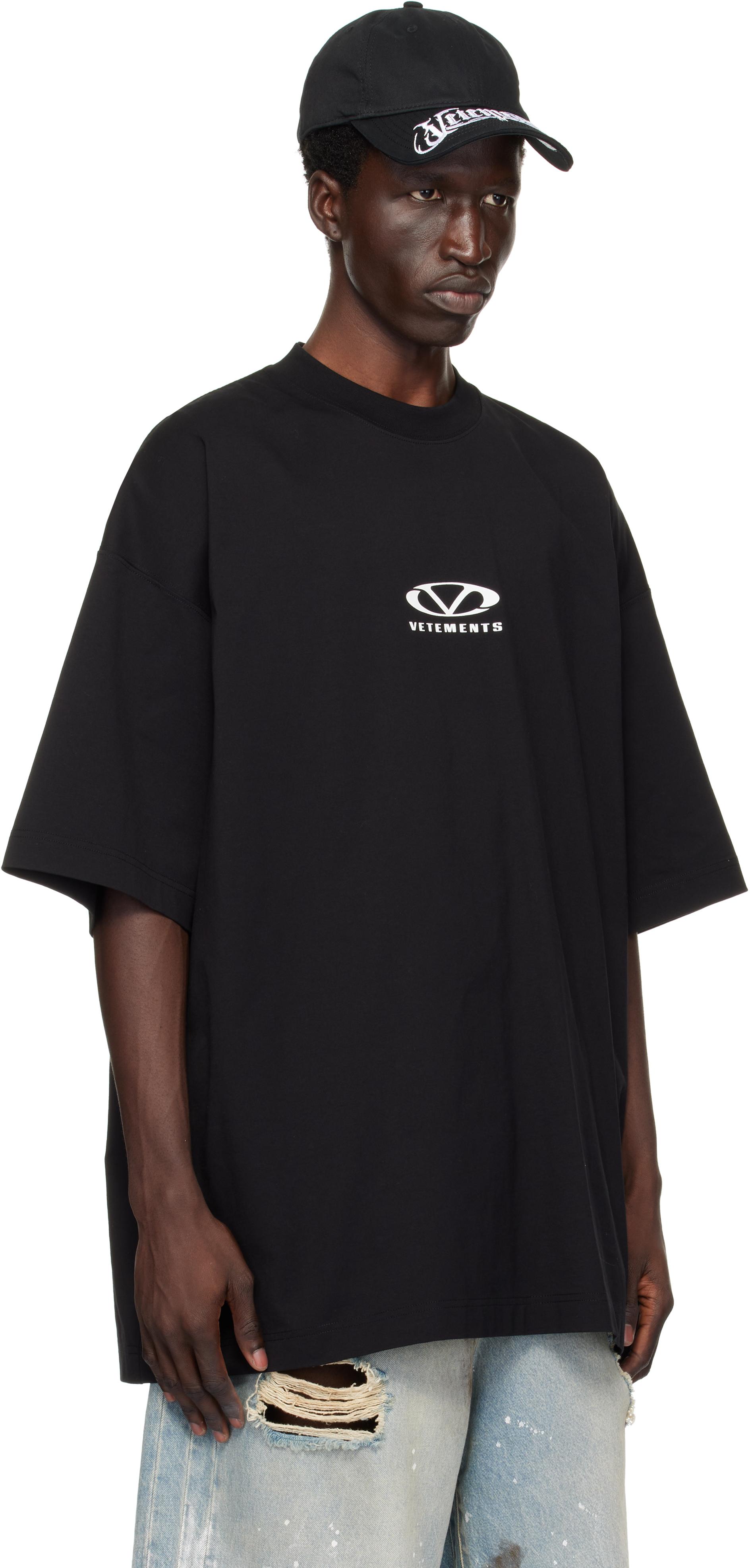 Vetements Oval Logo Oversized T-Shirt in Black for Men | Lyst UK Vetements Oval Logo Oversized T-Shirt in Black for Men | Lyst UK