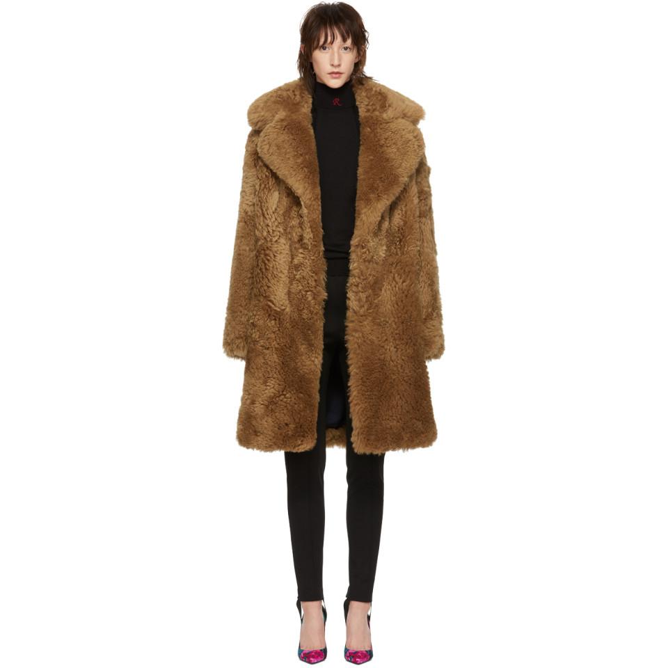 Meteo by Yves Salomon Brown Curly Shearling Coat in Natural | Lyst